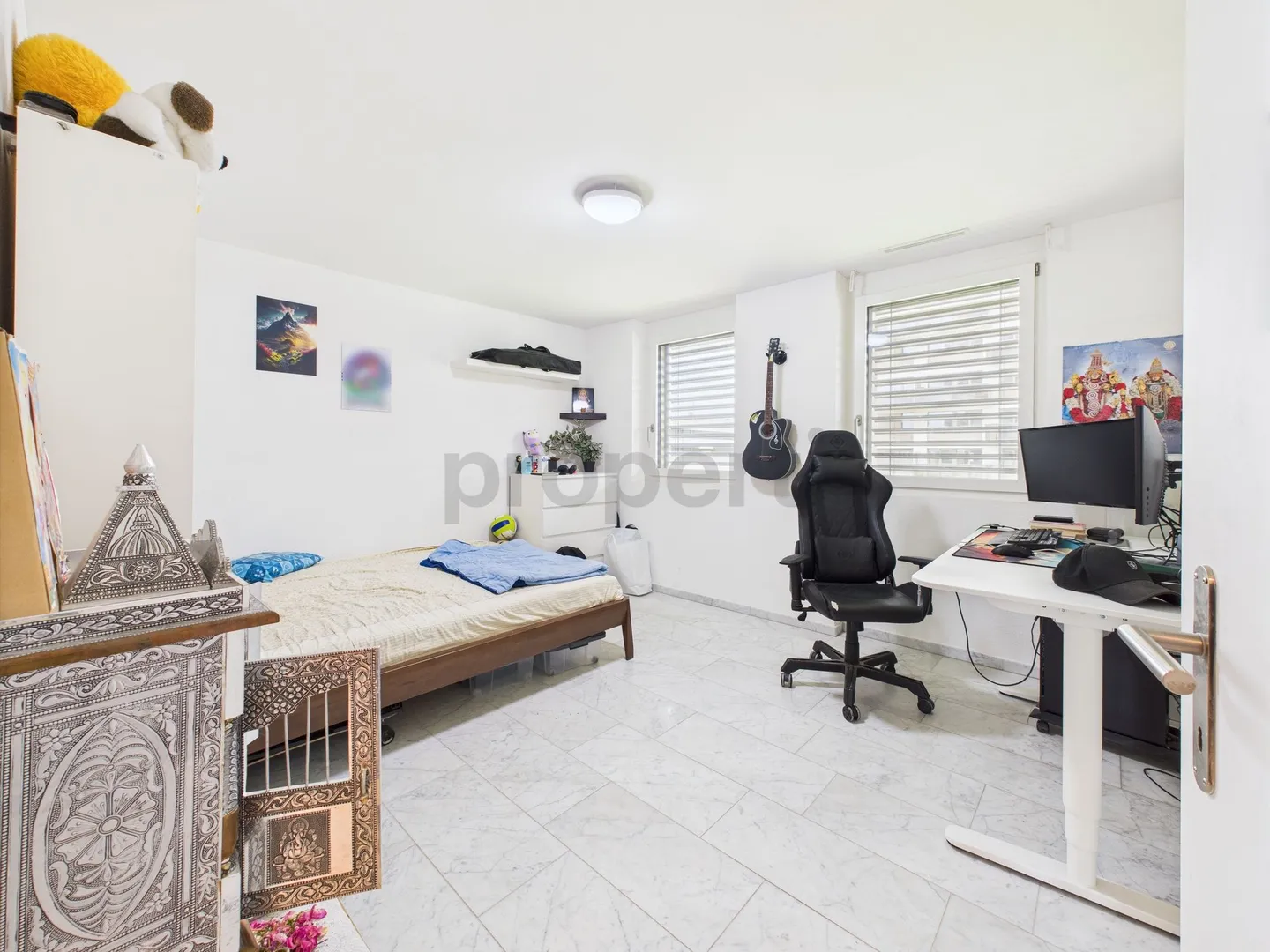 Moderno appartamento di 4,5 stanze in una posizione adatta alle famiglie a Dübendorf - Foto 6 di 9