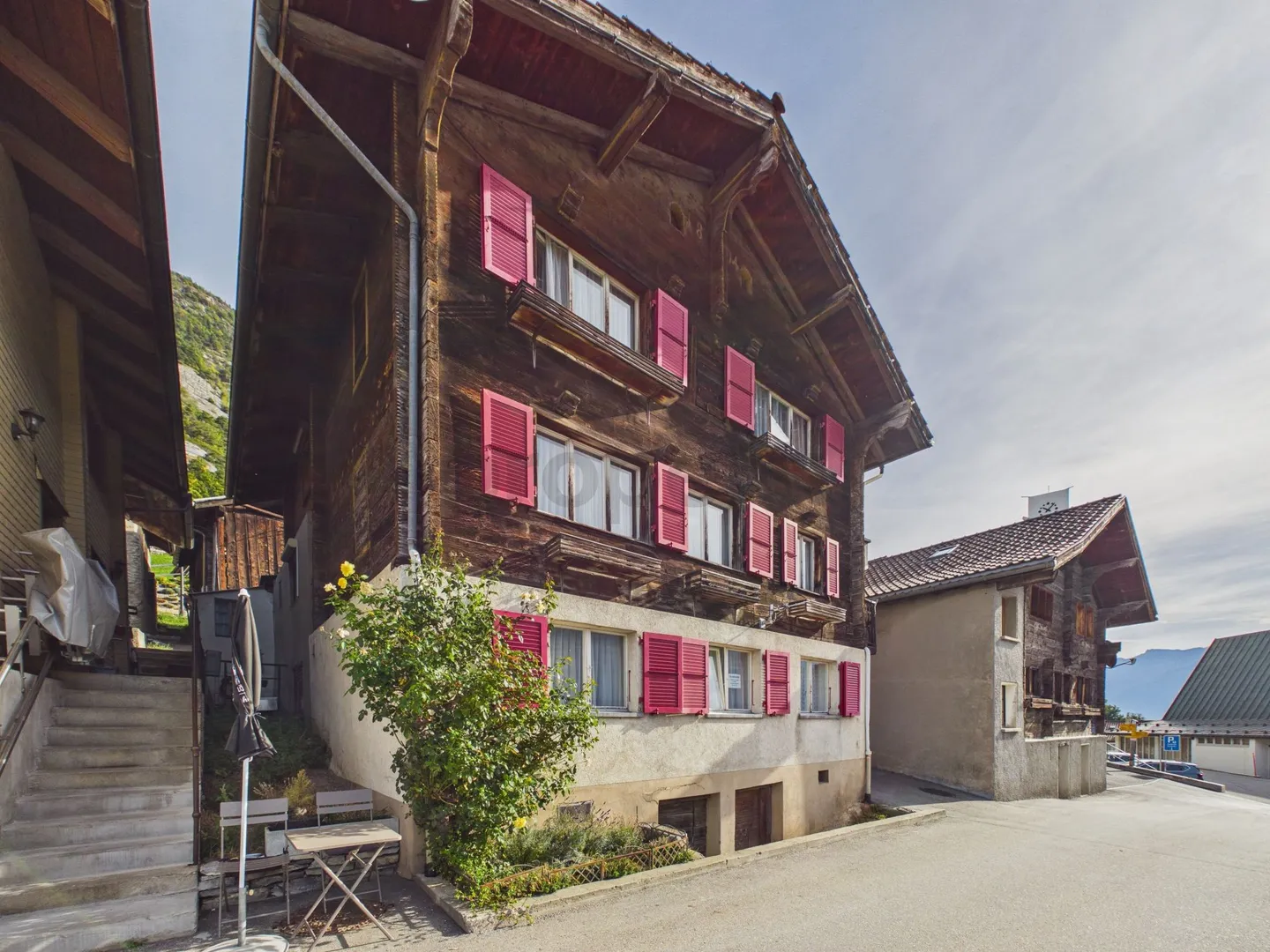 Fully Furnished, Renovated Old Building Charm (2015), Including Parking Space & Top Connection in Valais! - Photo 9 of 11