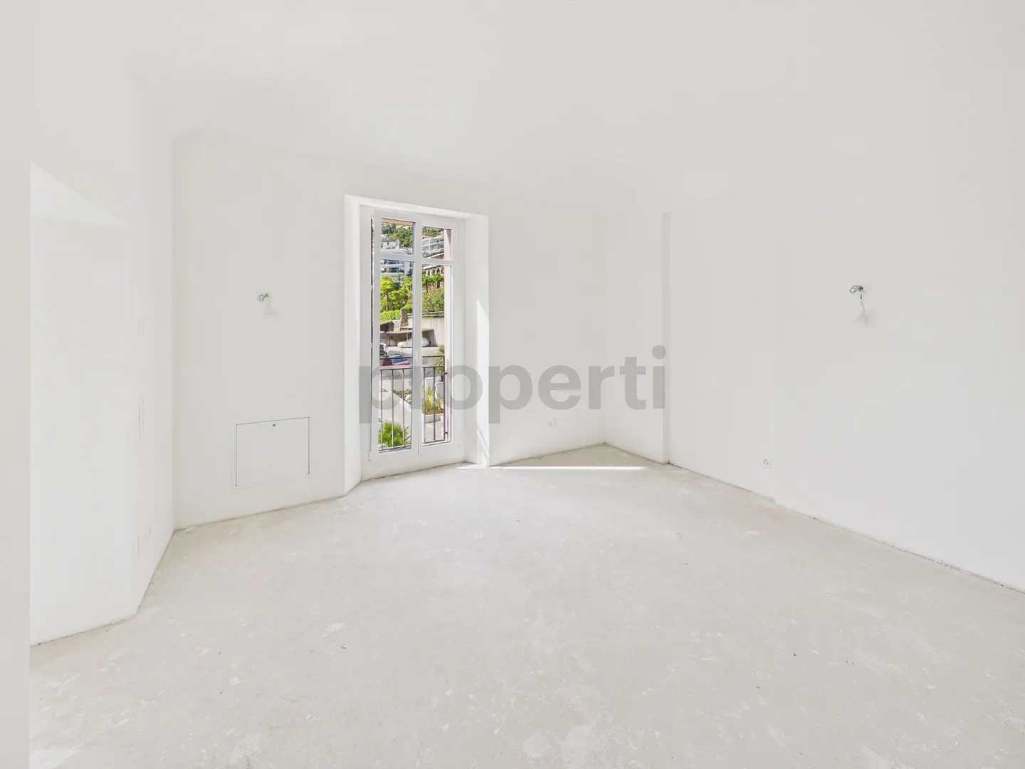 Komplett saniertes Gebäude, funktioneller Grundriss & hohe Energieeffizienz! - Foto 4 von 8