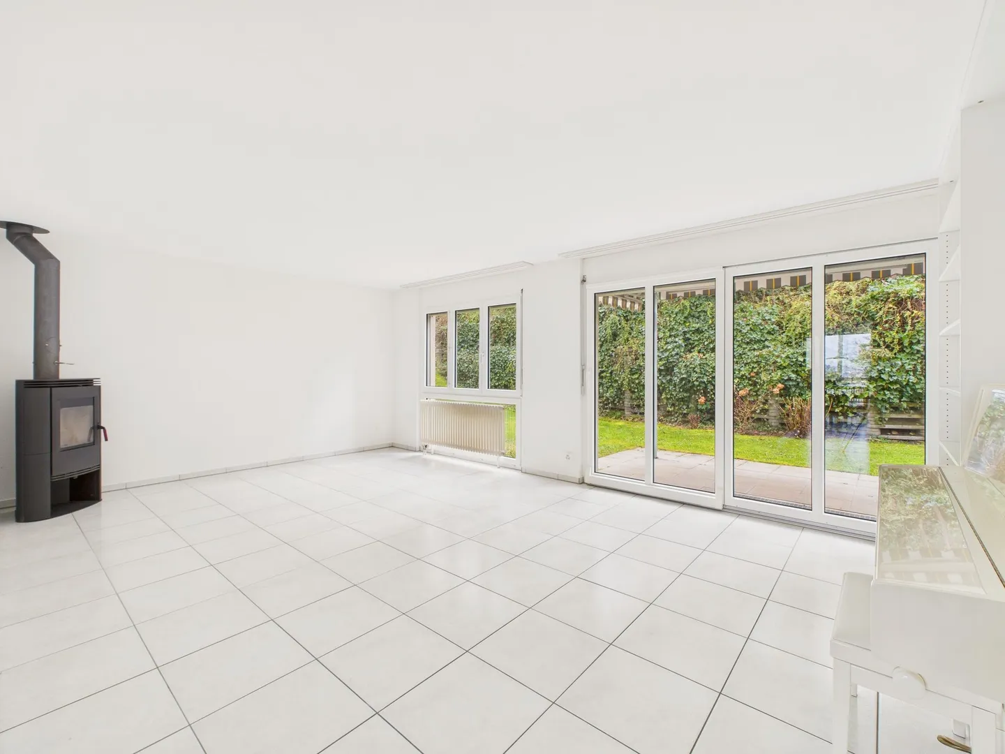 Ruhige 3.5-Zimmer-Wohnung mit Terrasse in Spiegel b. Bern - Photo 1 sur 13