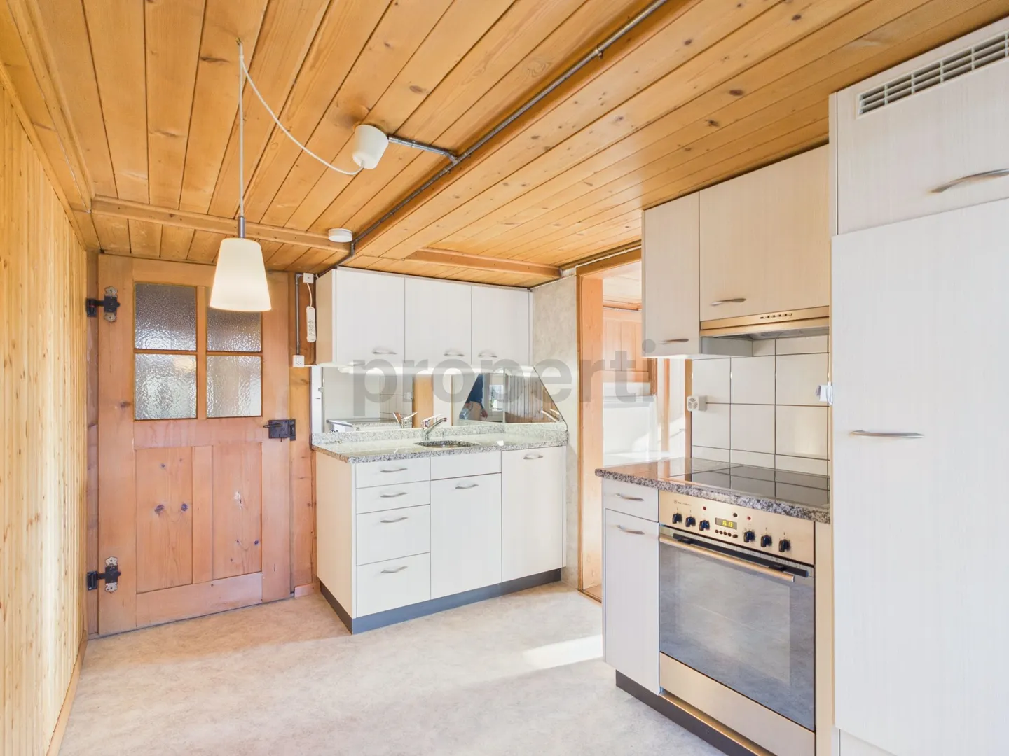 Charmant appartement de 3,5 pièces dans une ferme au-dessus de la mer de brouillard - Photo 2 sur 13