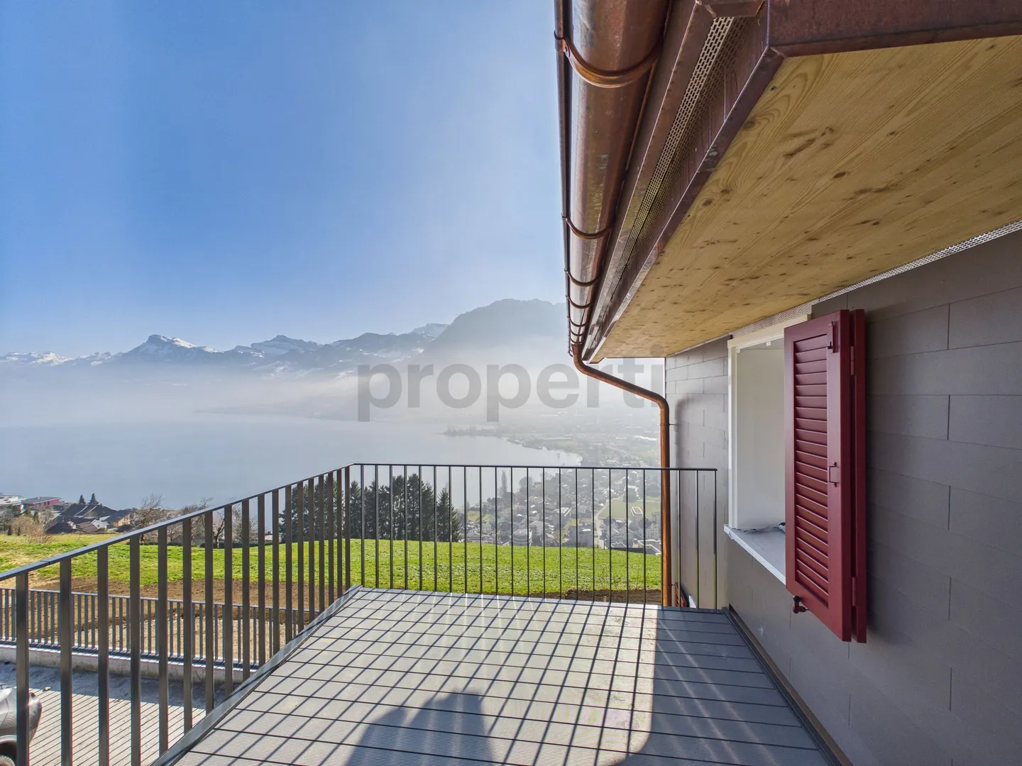 Newly renovated 7-room maisonette with generous layout, Ennetbürgen - Photo 2 of 13