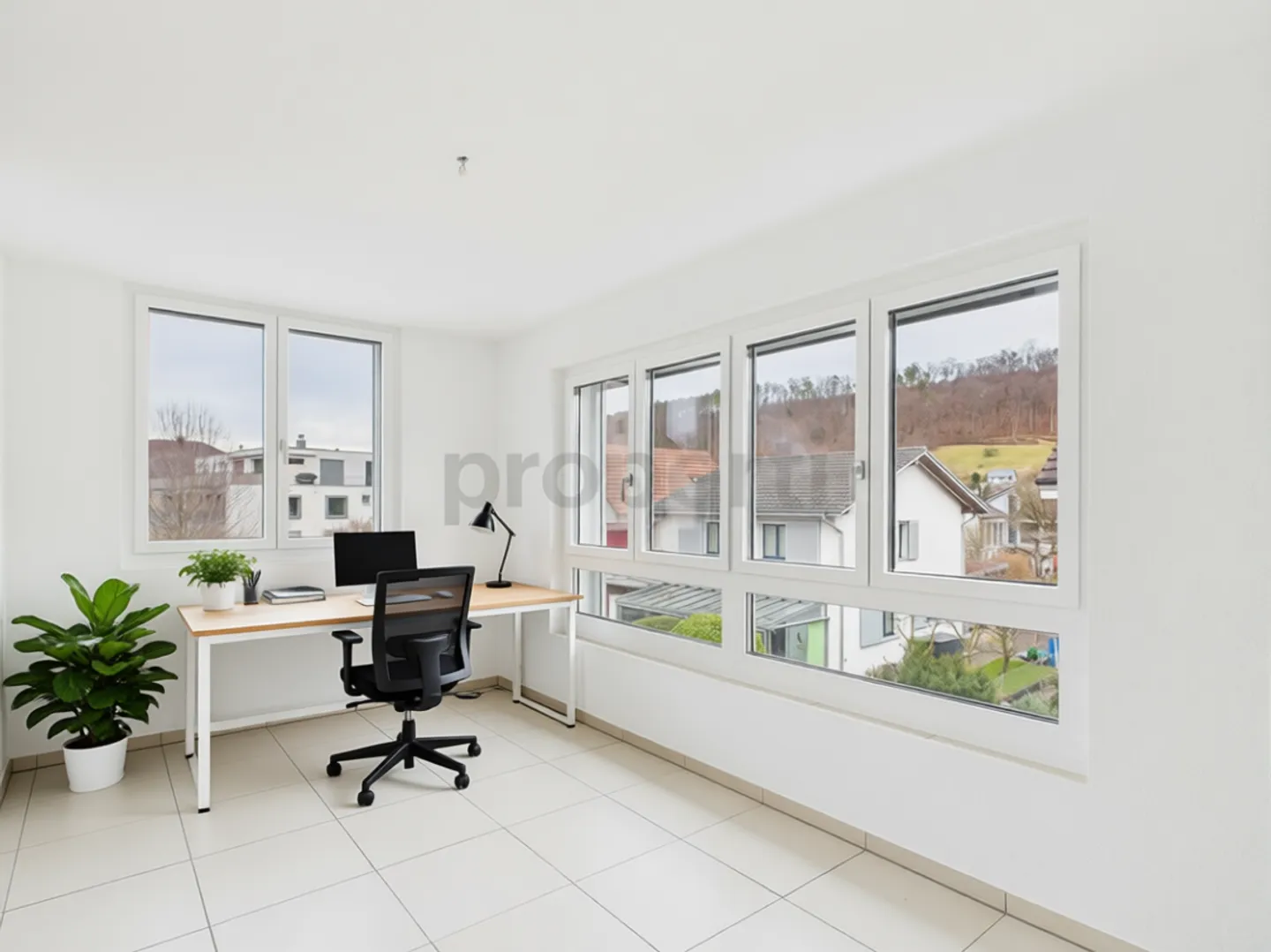 Appartement en duplex lumineux de 4,5 pièces avec balcon à Bubendorf - Photo 11 sur 13