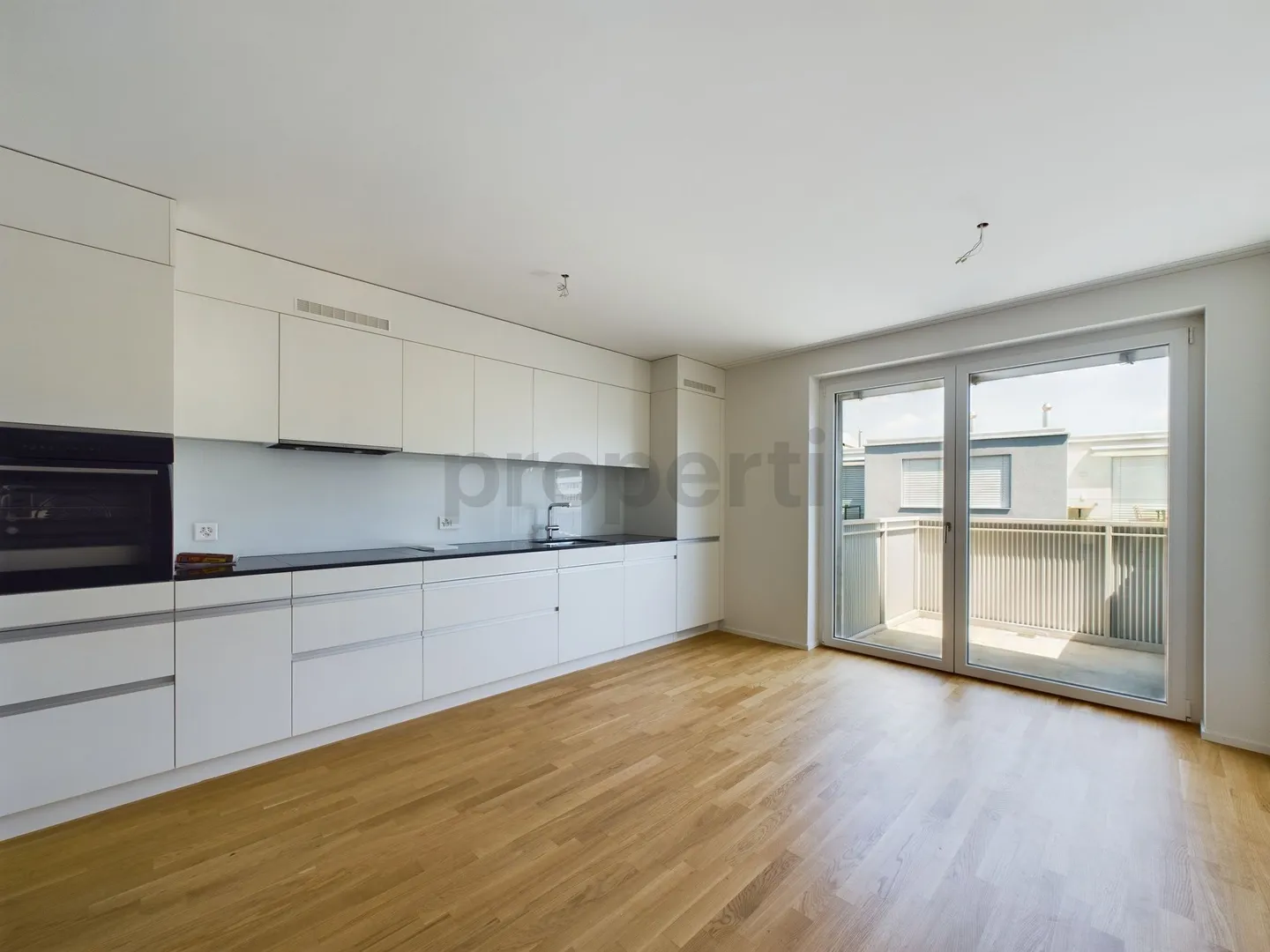 Appartamento moderno di 3,5 locali in posizione tranquilla a Zurigo Altstetten - Foto 2 di 11