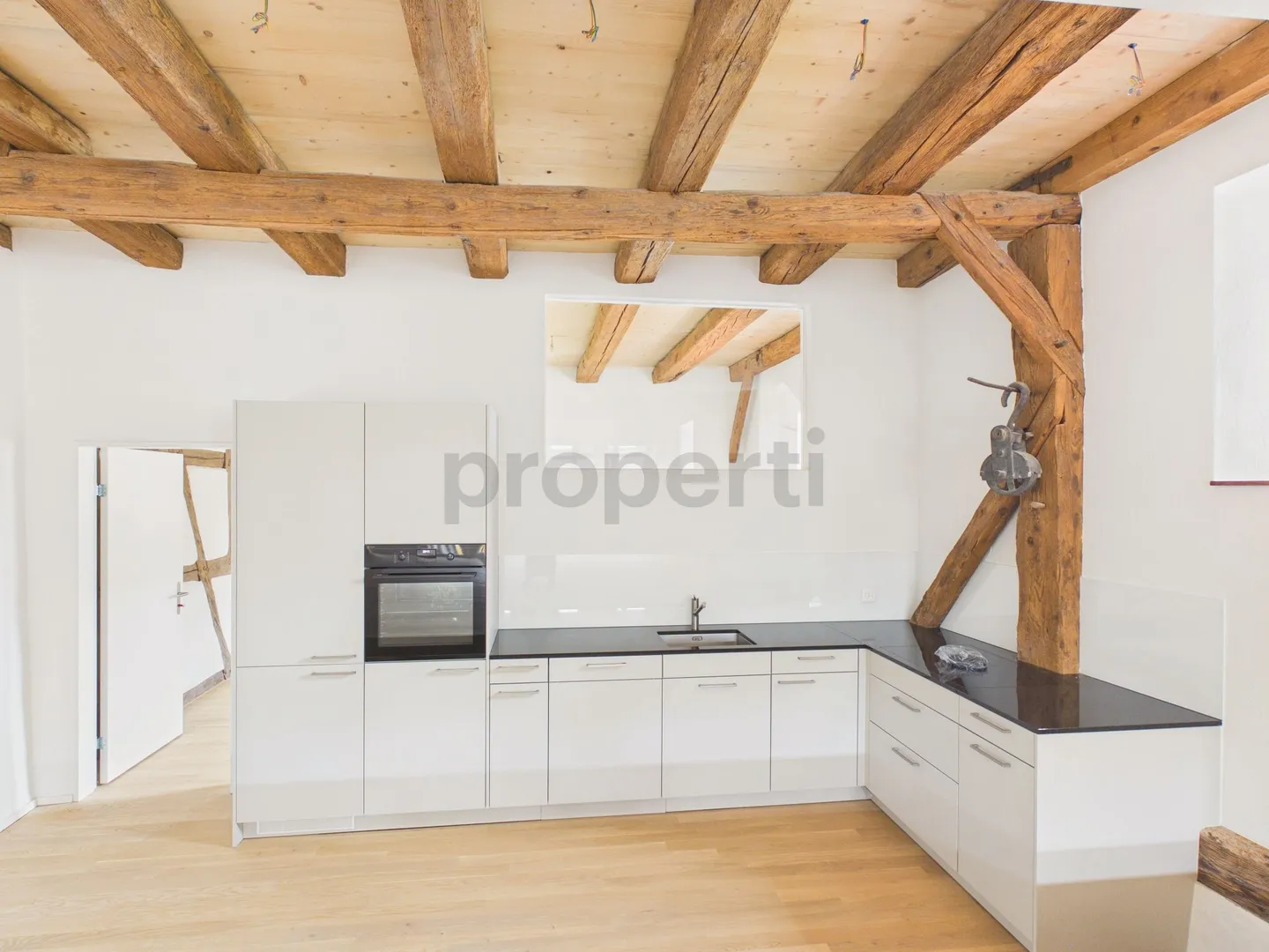 Appartement exceptionnel de 2 pièces avec un plan d'étage unique - Photo 5 sur 13