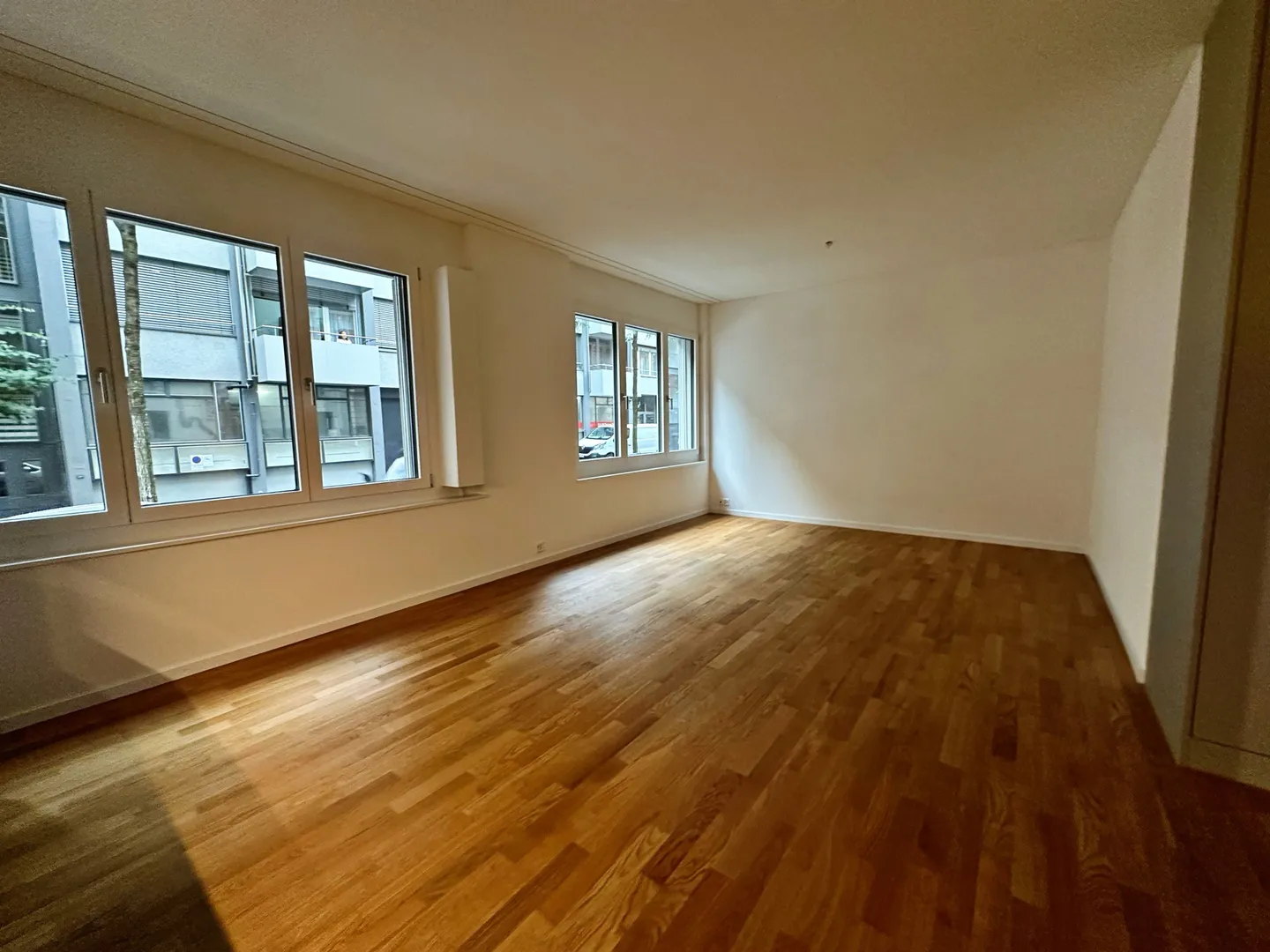 Central Living with Style - 2.5-Room Apartment in District 3 - Photo 1 of 7