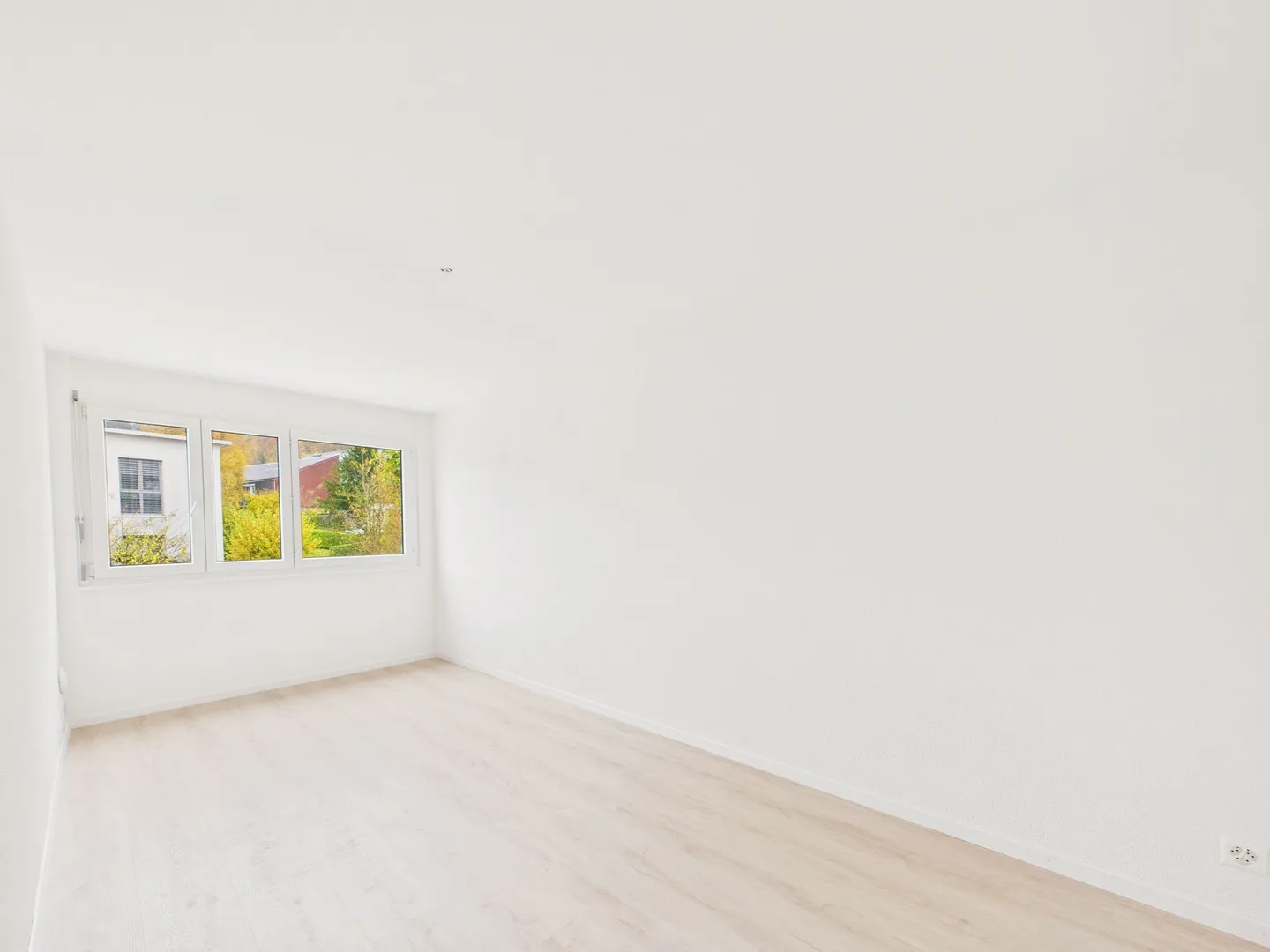 Modern 6.5-room terraced single-family house with lake view in Horgen - First occupancy after renovation - Photo 6 of 13