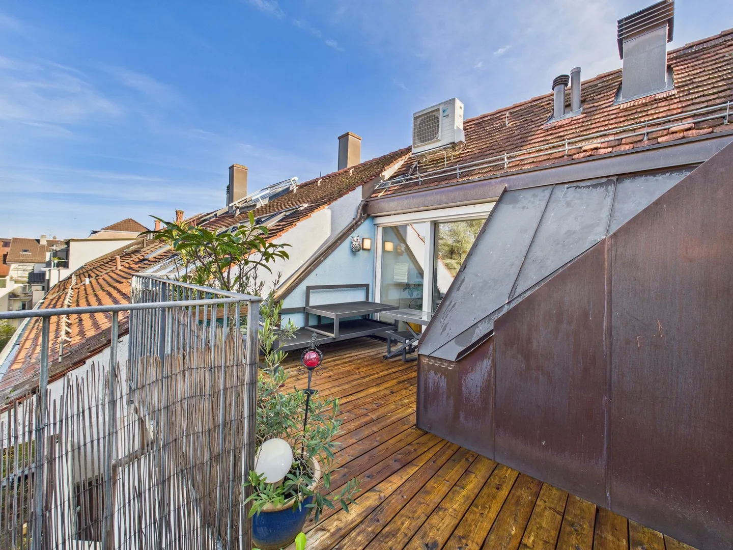 Charming 4.5-room maisonette apartment in Basel - Photo 10 of 11