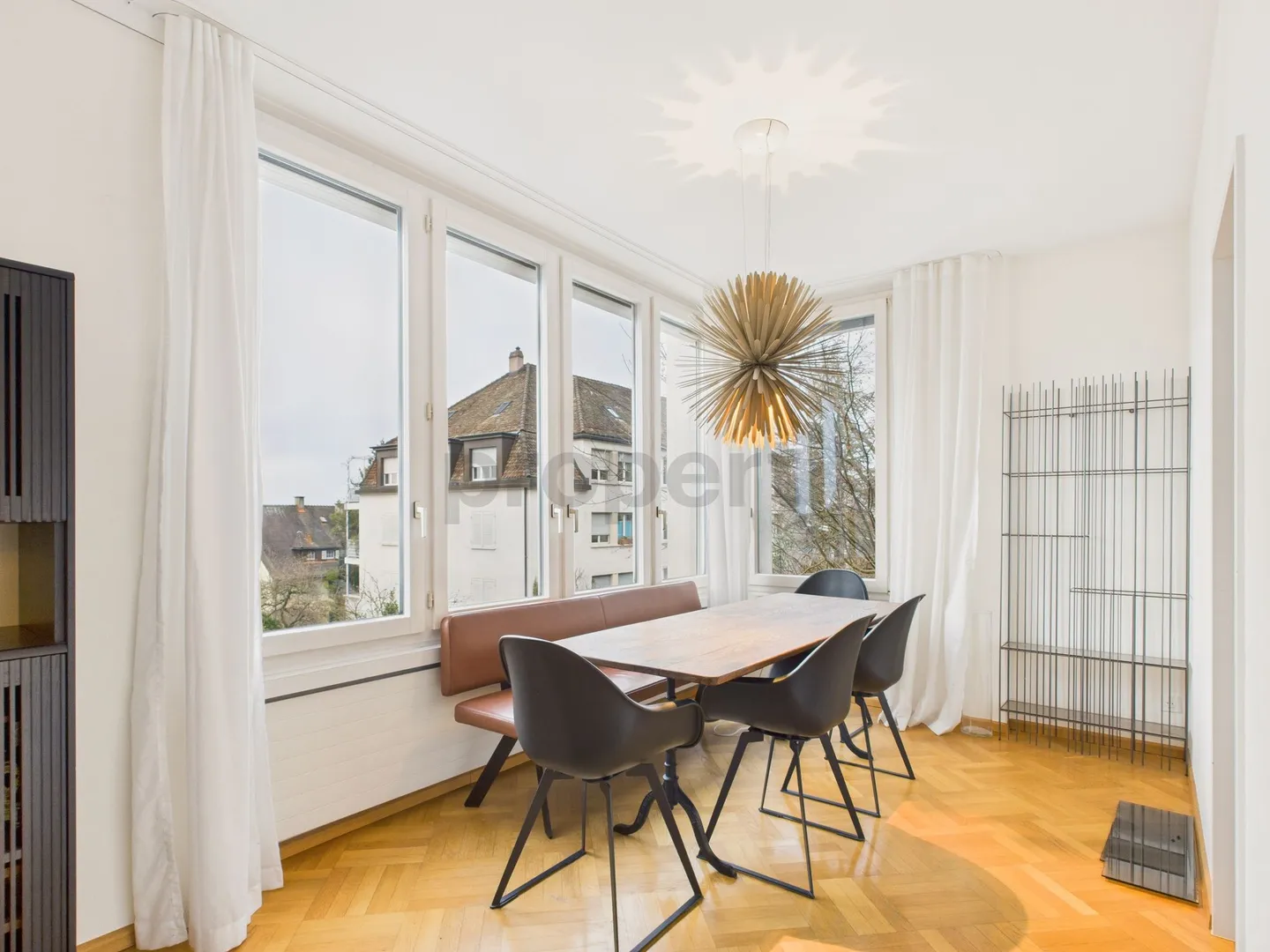 Appartement lumineux de 3,5 pièces avec balcon à Zurich - Photo 4 sur 11