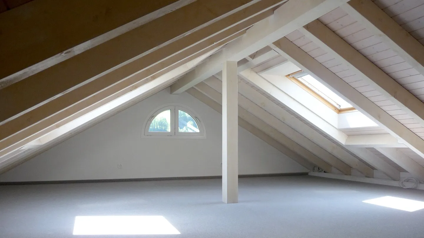 Spacious Townhouse with Garden - Photo 7 of 8