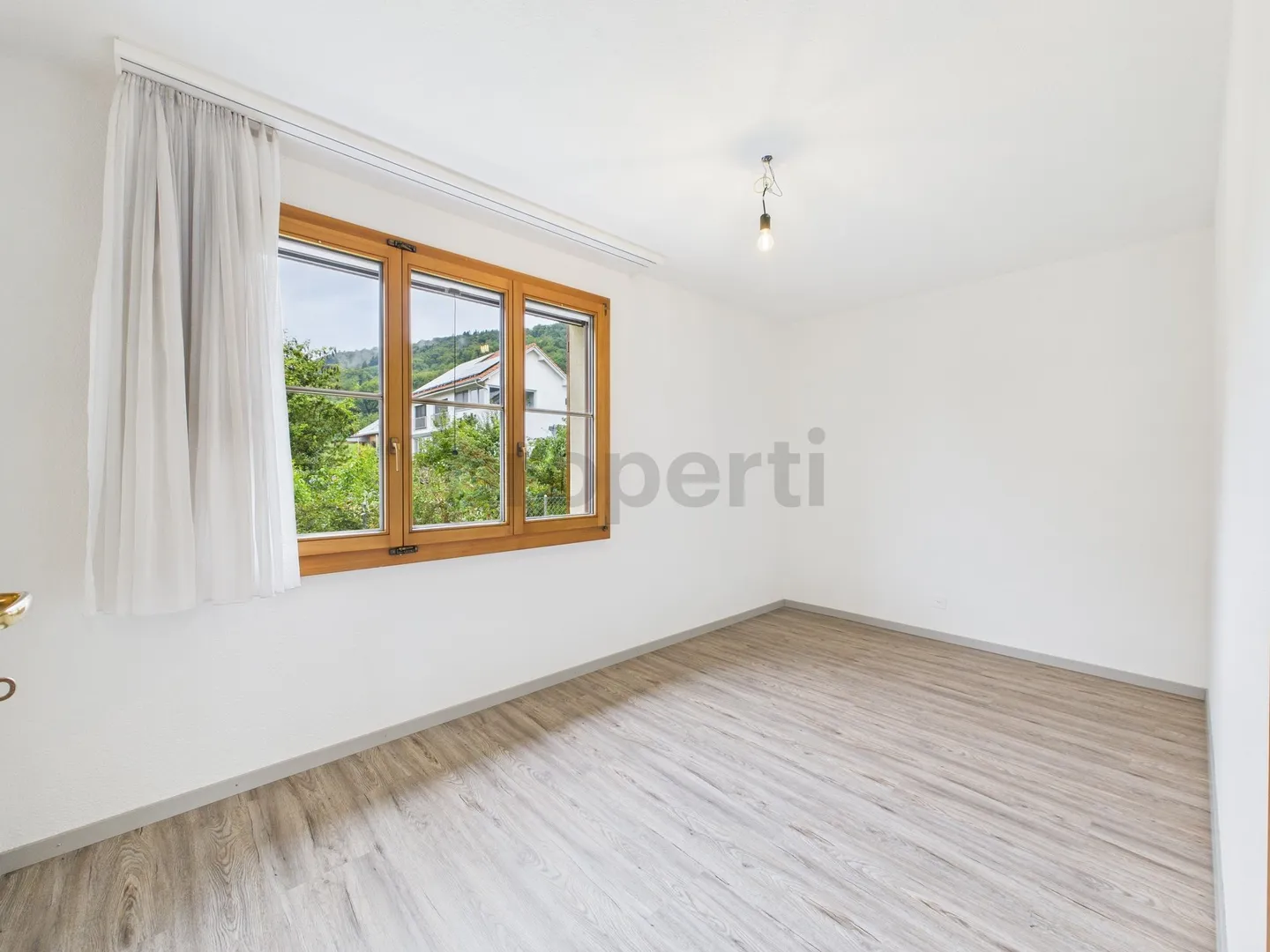 Exklusives Einfamilienhaus in Oberramsern - Photo 6 of 12
