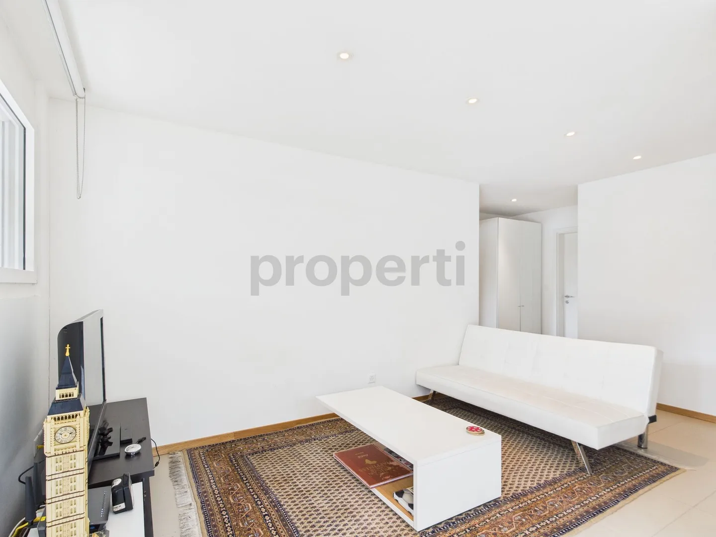 Appartement moderne de 2.5 pièces meublé, prix tout inclus - Photo 5 sur 9