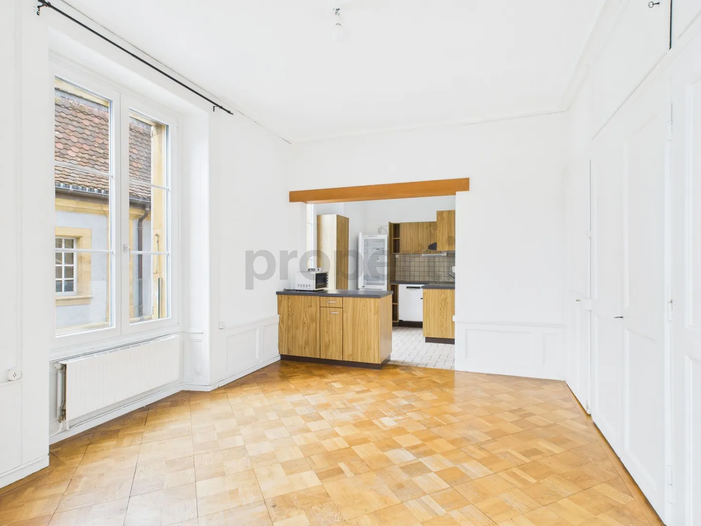 Bright and Charming Duplex Apartment in Neuchâtel - Photo 5 of 9