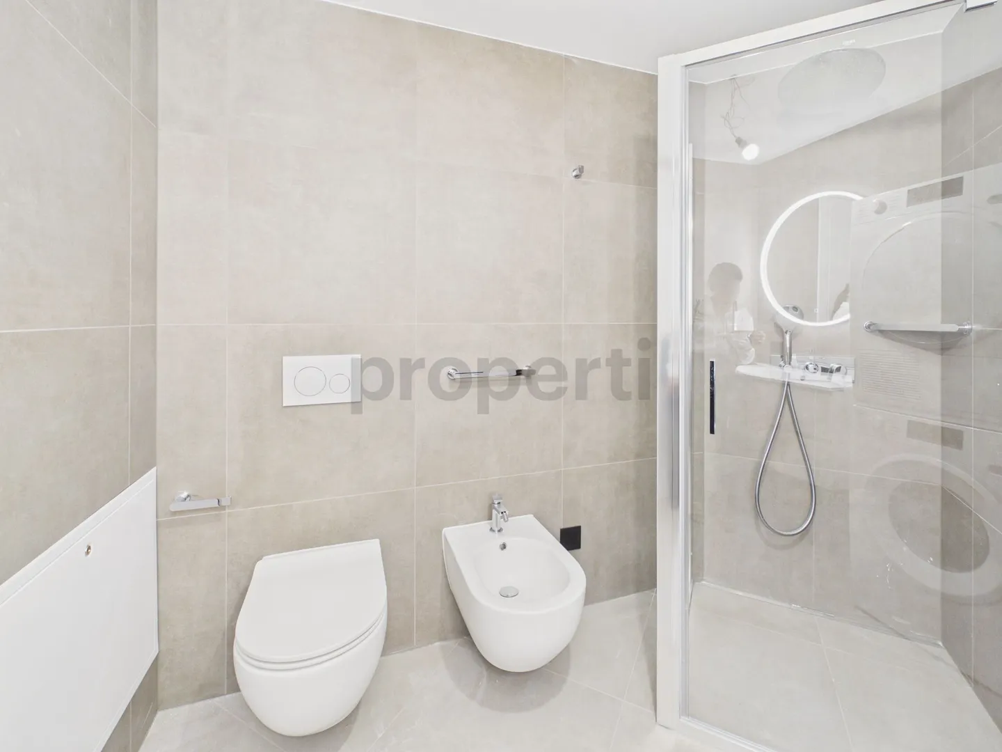 Modern 2.5 room apartment with cellar, Paradiso - Photo 8 of 11