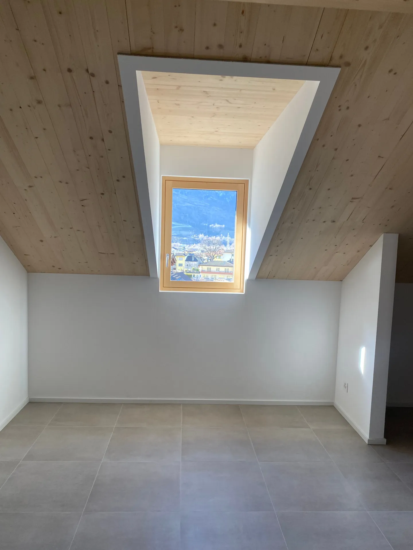 Charmant penthouse récemment construit à Biasca - Photo 6 sur 11