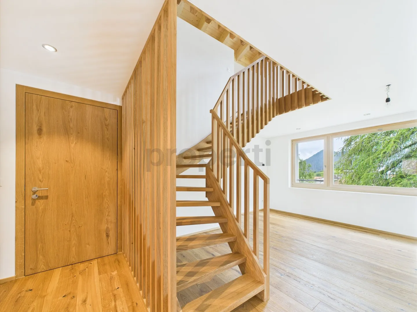 Belle maisonette neuve de 5,5 pièces avec vue sur la montagne et le lac à Brigels - Photo 1 sur 12