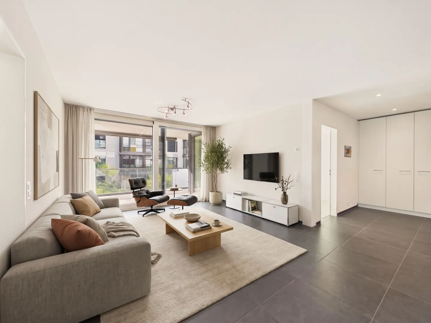 Exclusive 5.5-room apartment in Minergie standard - Photo 1 of 13