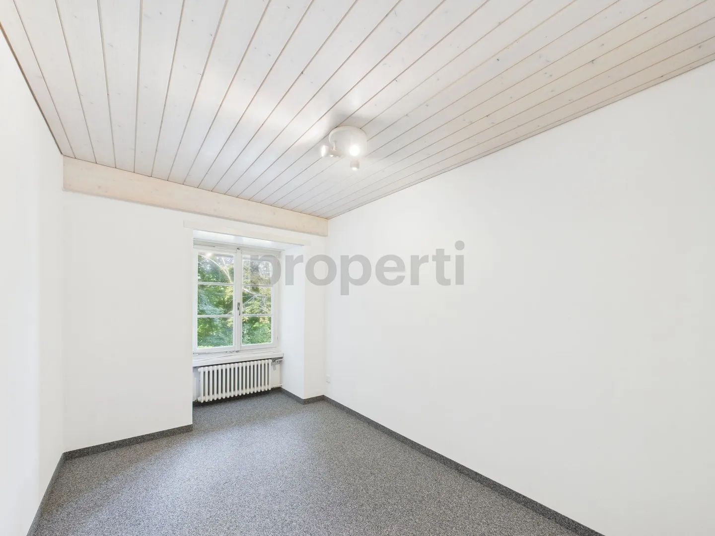 Charming 4.5-room maisonette apartment in a quiet location in Wittnau - Photo 6 of 10