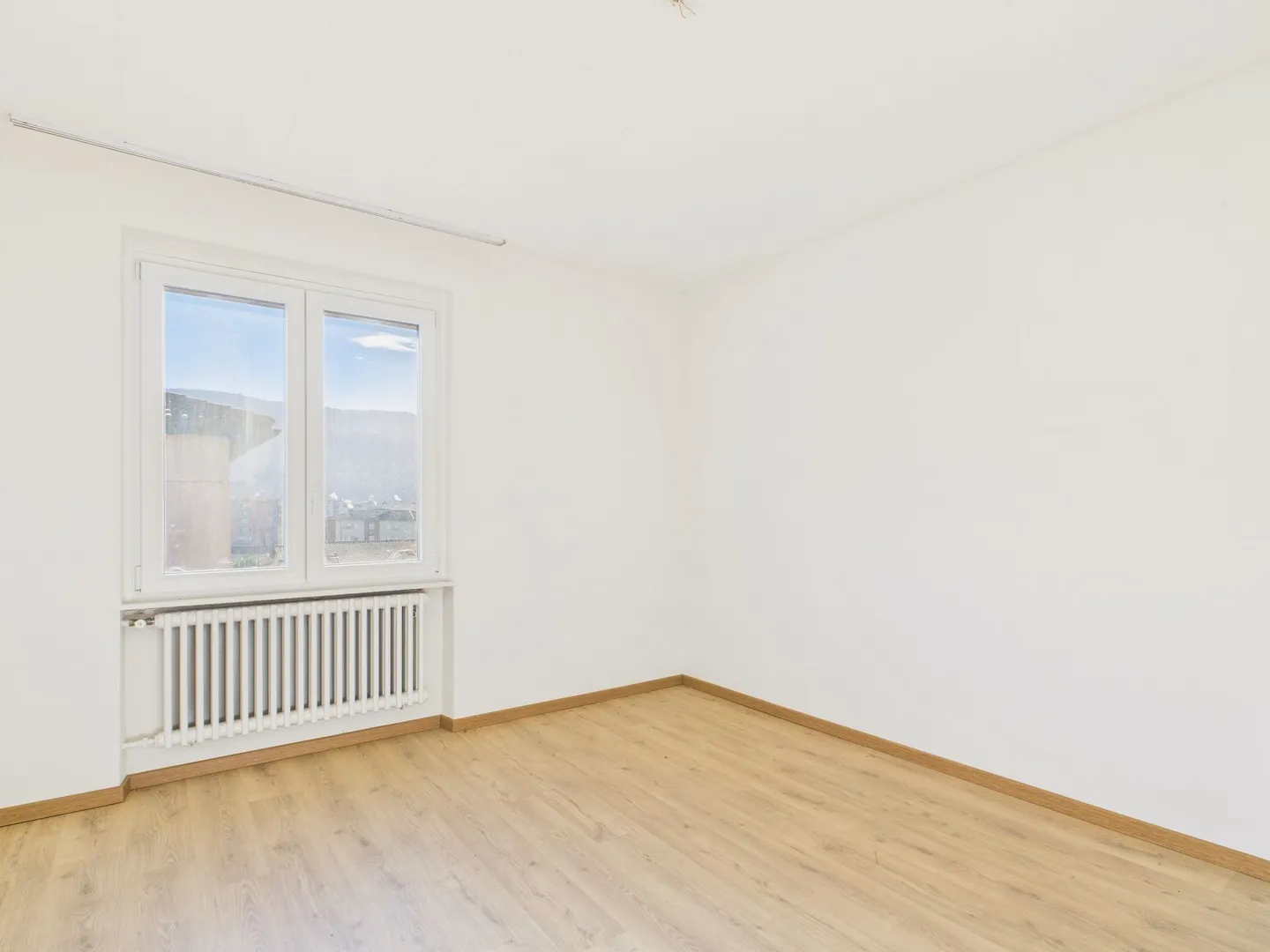 Great opportunity in Morbio Inferiore: Multifamily Building for Sale - Photo 9 of 12