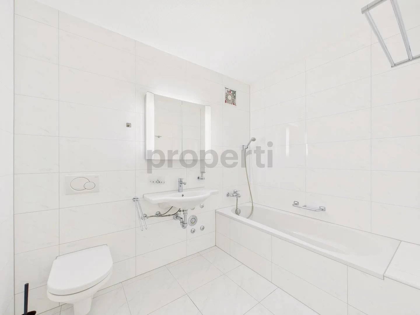 Grosszügige 4.5-Zimmer-Wohnung mit Terrasse in Aarburg - Foto 9 von 11