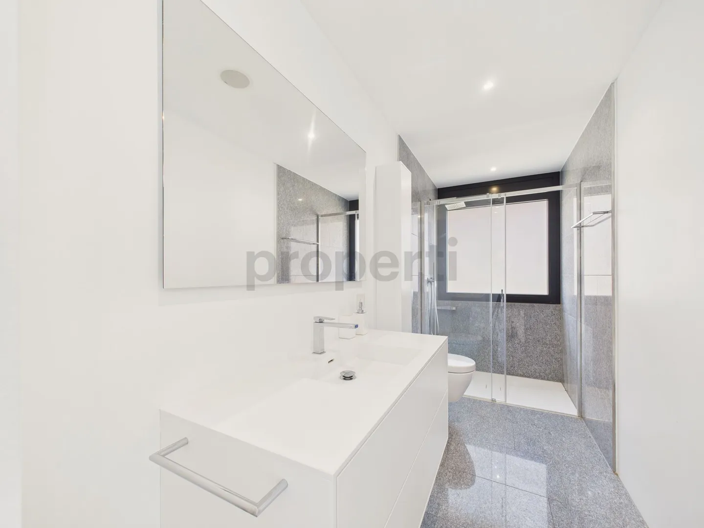 Penthouse prestigieux avec vue panoramique Biasca - Photo 10 sur 13