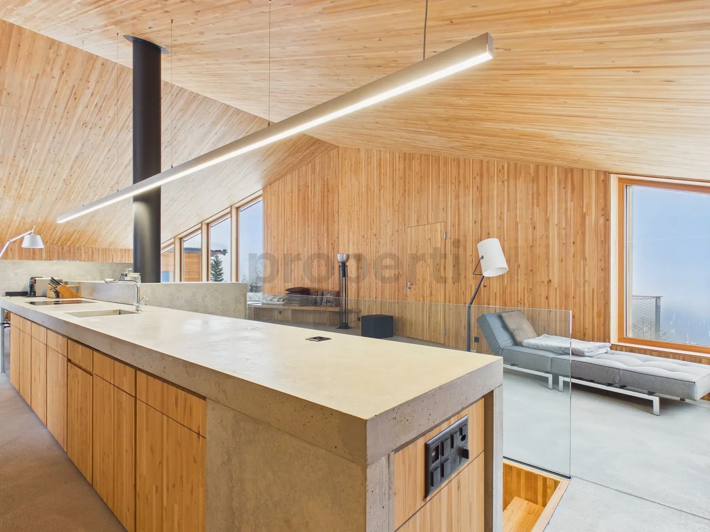 Casa unifamiliare architettonicamente eccezionale in una posizione panoramica di prima classe nelle Alpi svizzere - una seconda casa con comfort abitativo e vista ampia - Foto 6 di 13