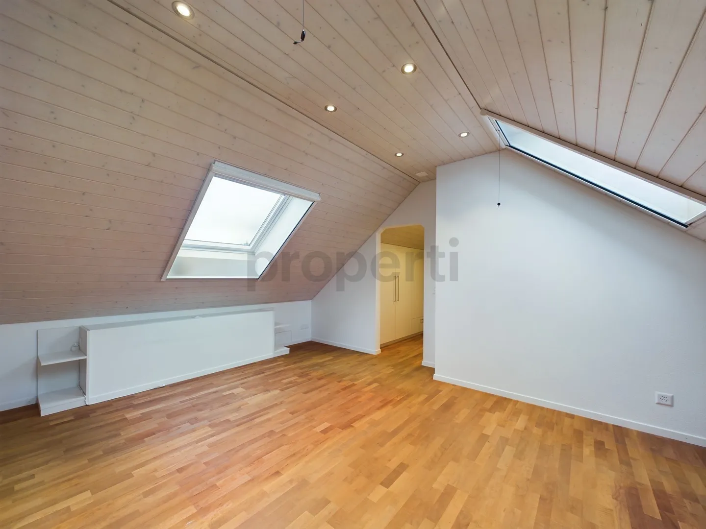 Living in the Heart of Tägerig: Dreamlike 7.5 Room Single-Family House - Photo 5 of 11