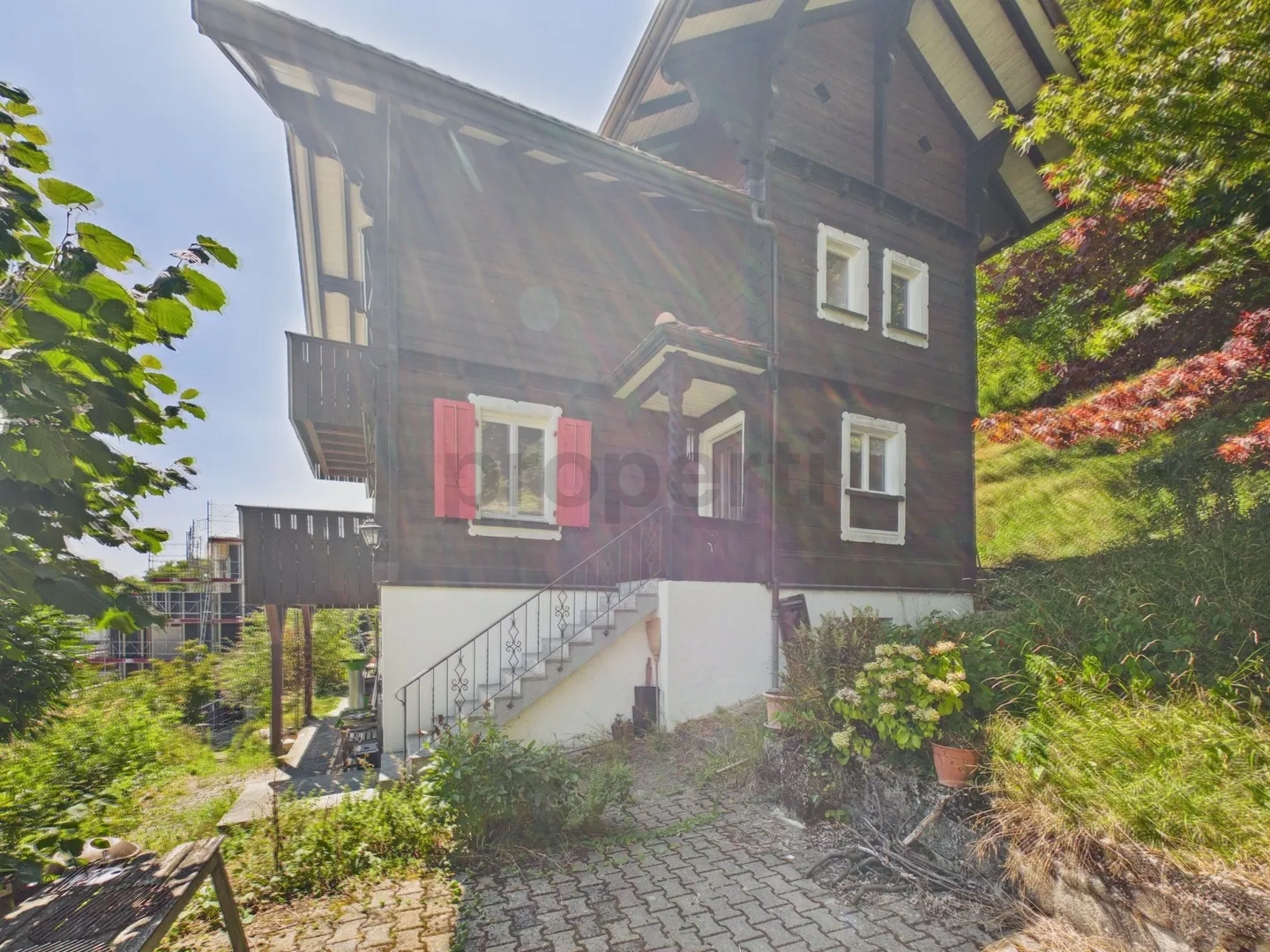 Charmantes Haus im Chalet-Stil, von Natur umgeben und mit schöner Aussicht - Photo 1 of 13