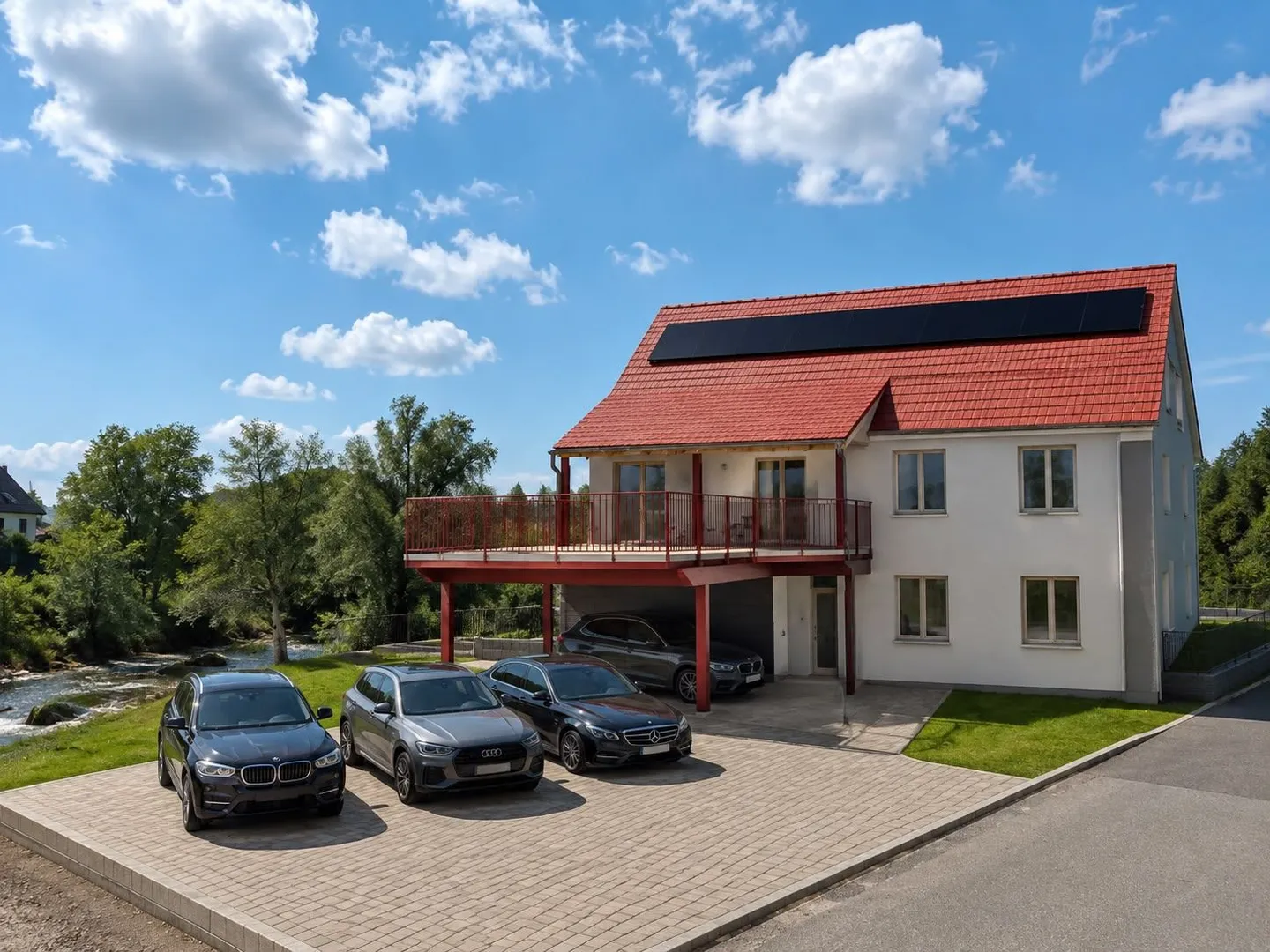 Geräumige 5,5 Zimmer mit großen Außenbereichen - Foto 2 von 8