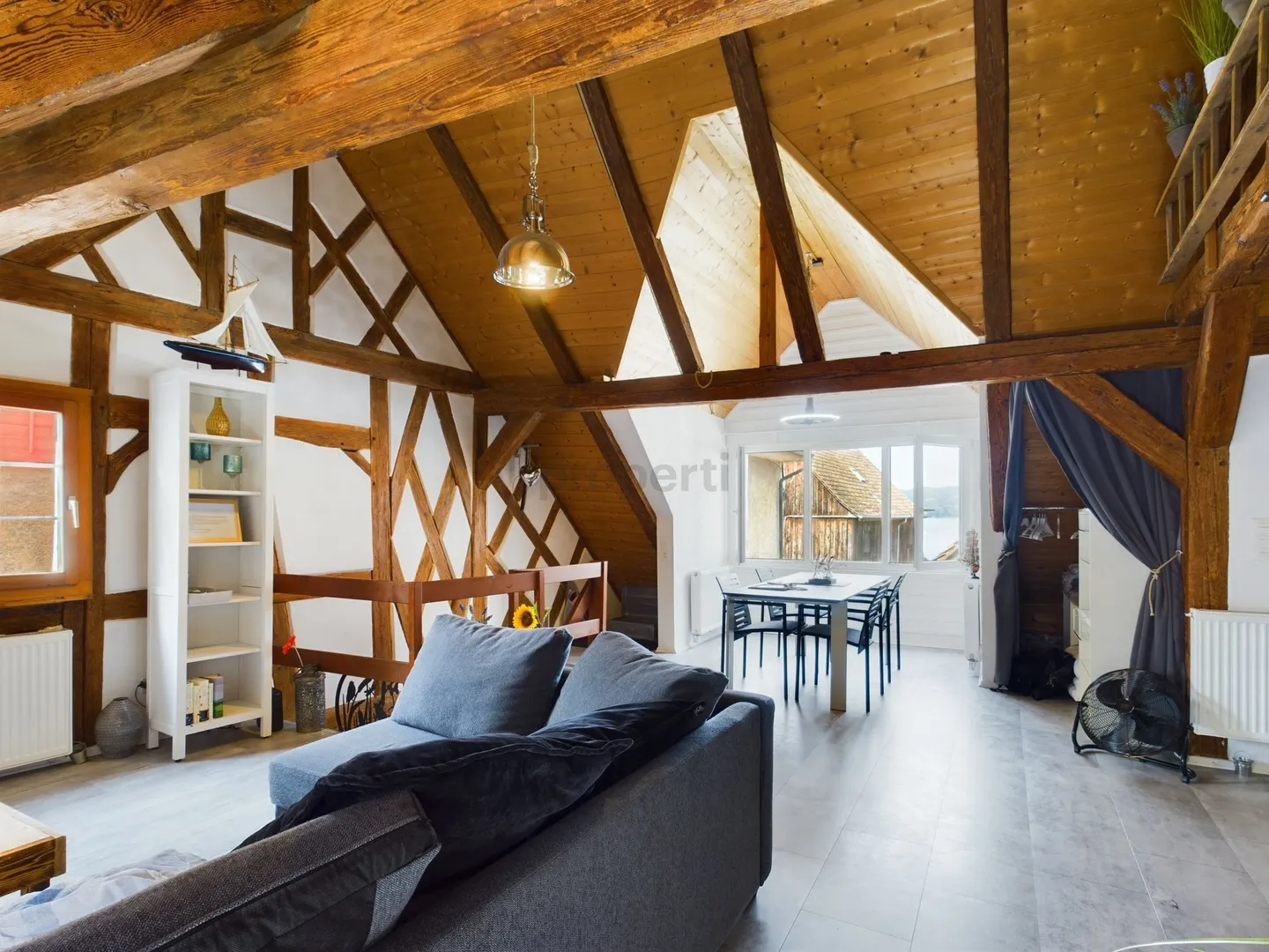 Appartement mansardé meublé de 2 pièces au bord du lac à Steckborn - Photo 7 sur 10