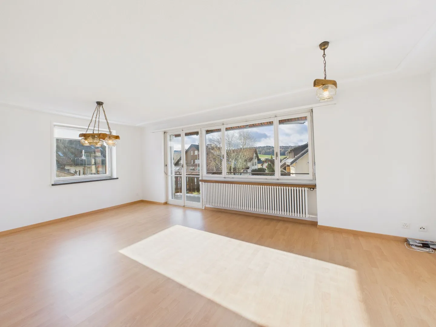 Favolosa casa a schiera in una posizione privilegiata con giardino a Waltenschwil - Foto 1 di 13