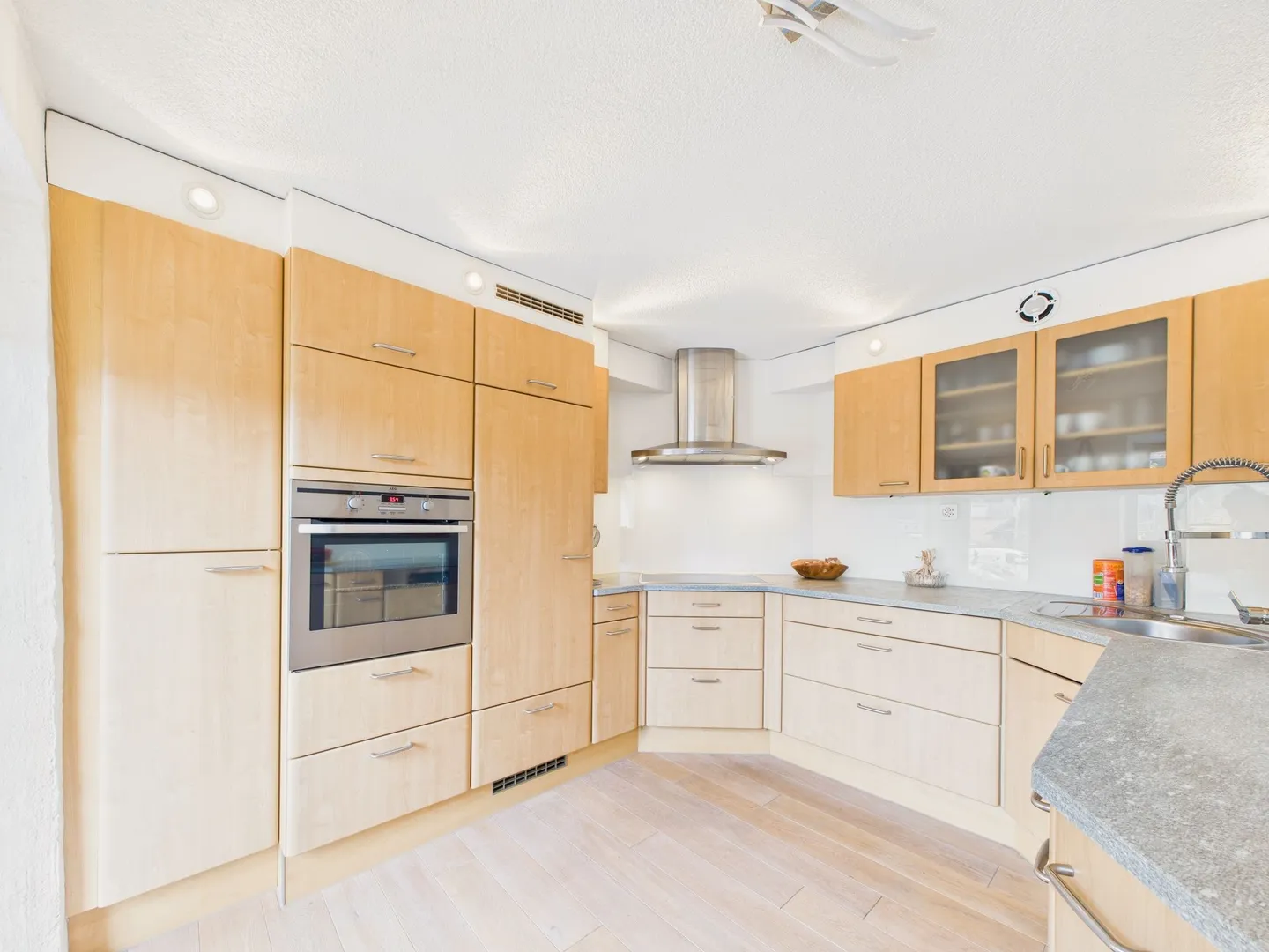 Grosszügiges Einfamilienhaus mit Garten in Koblenz - Foto 5 von 12