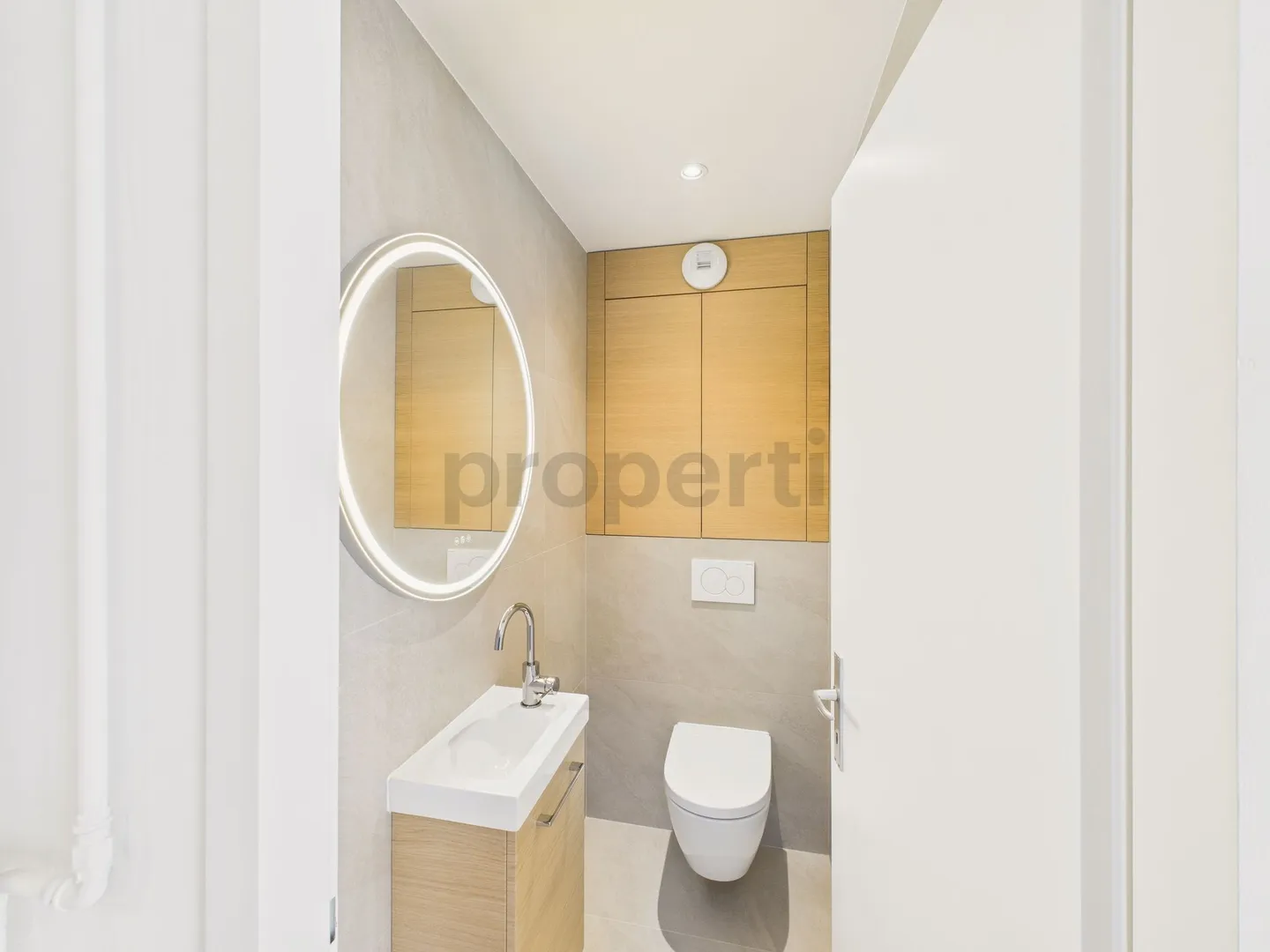 Appartement élégant 4 pièces avec balcon ensoleillé à Perly-Certoux - Foto 7 von 9