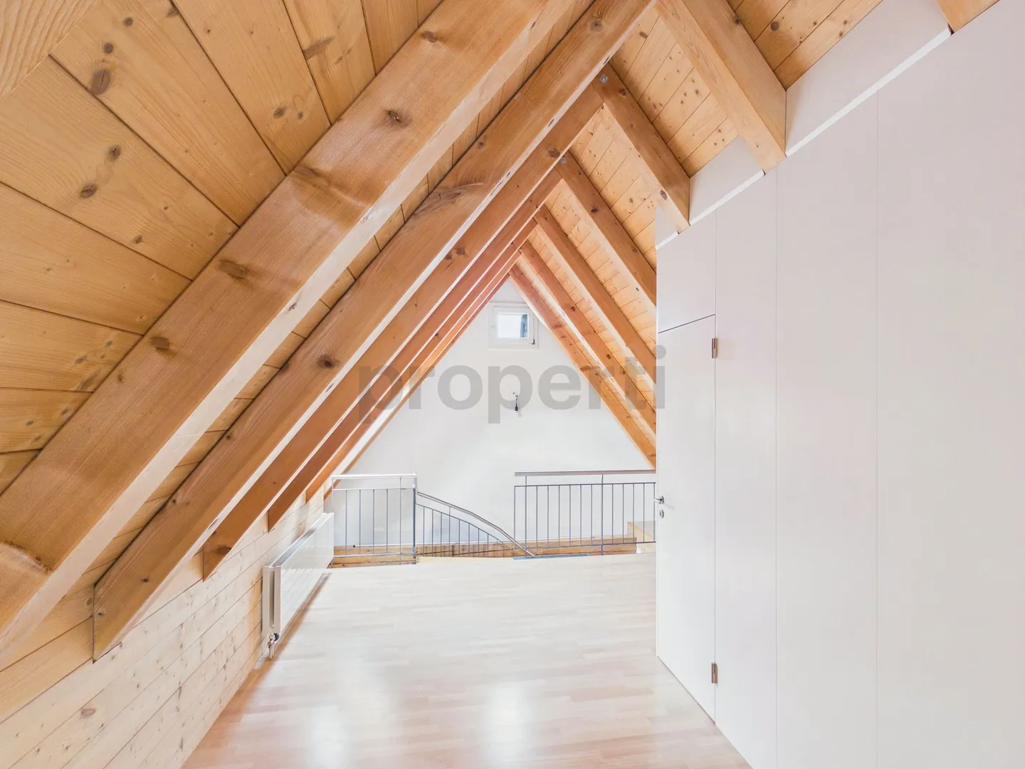 Charming 5.5-Room Farmhouse with Balcony, Muttenz - Photo 9 of 13