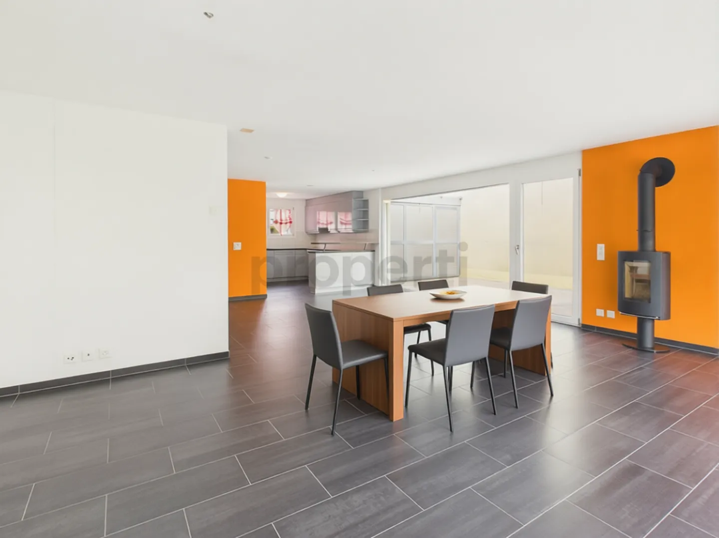 Geräumiges Einfamilienhaus in Urtenen - Foto 1 von 13