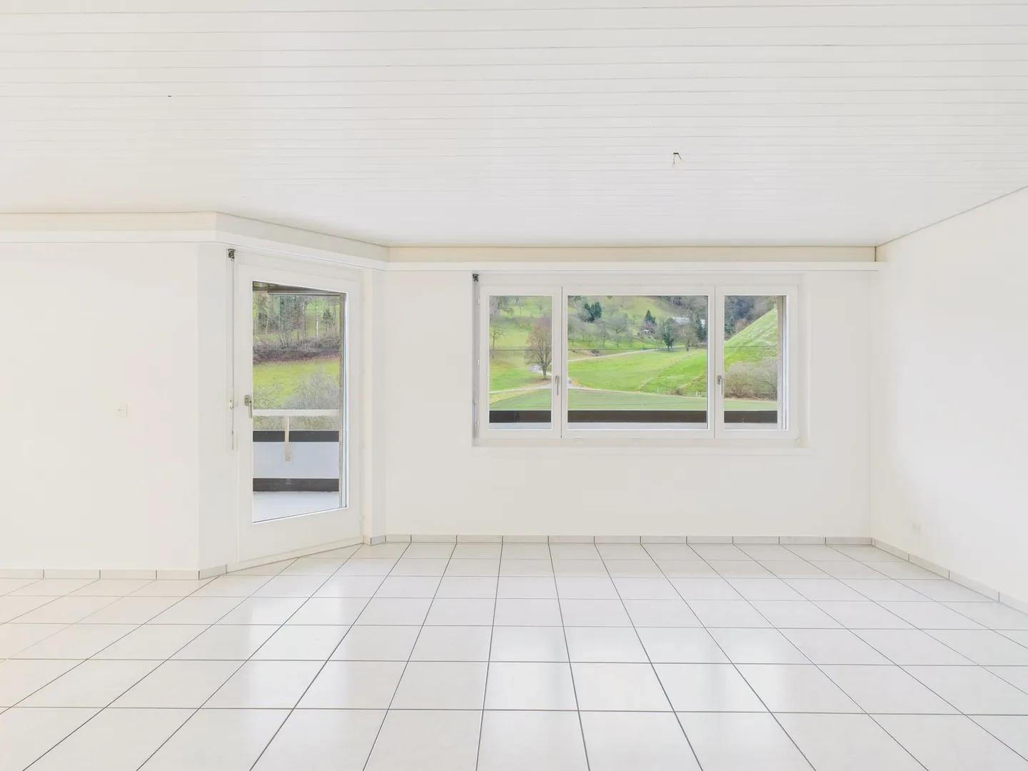 Newly renovated 4.5 room apartment in Gettnau - Photo 2 of 12