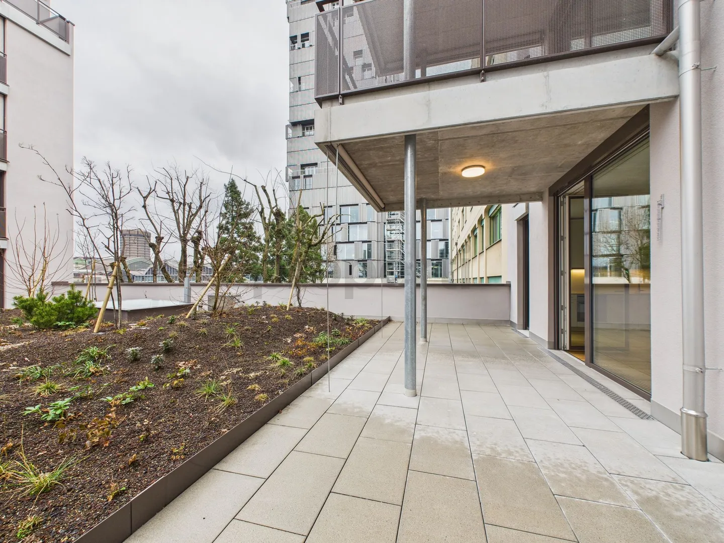 Modernes Apartment mit Balkon - Foto 7 von 10