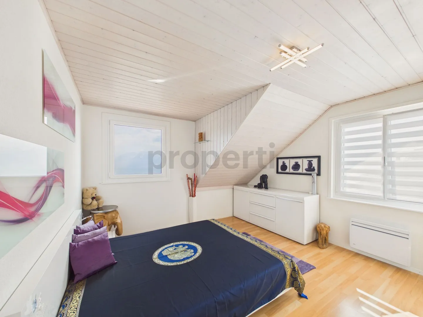 Elegantes Familienhaus mit Aussicht - Foto 8 von 13