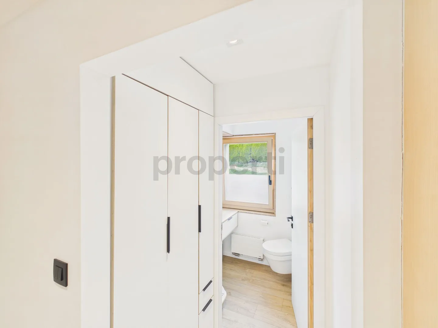 Elegant 4.5 Room Apartment - Photo 10 of 11