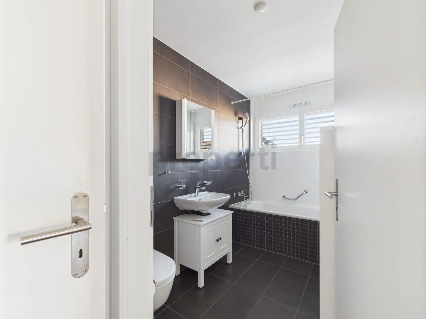 Moderno appartamento di 4.5 locali con balcone soleggiato, Saint-Sulpice - Foto 9 di 12