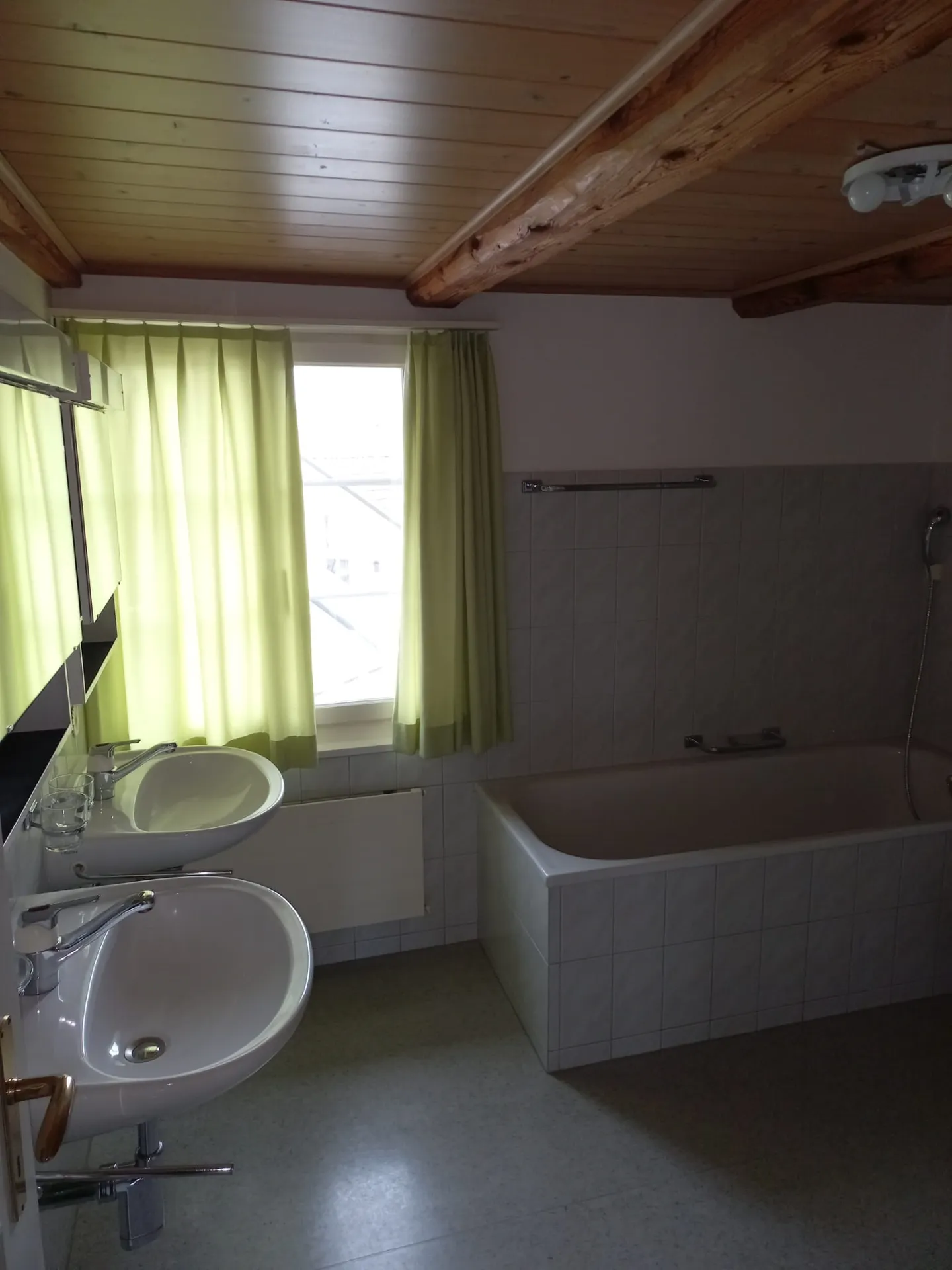 Spacious 5.5-room single-family house in Kirchberg SG - Photo 7 of 10