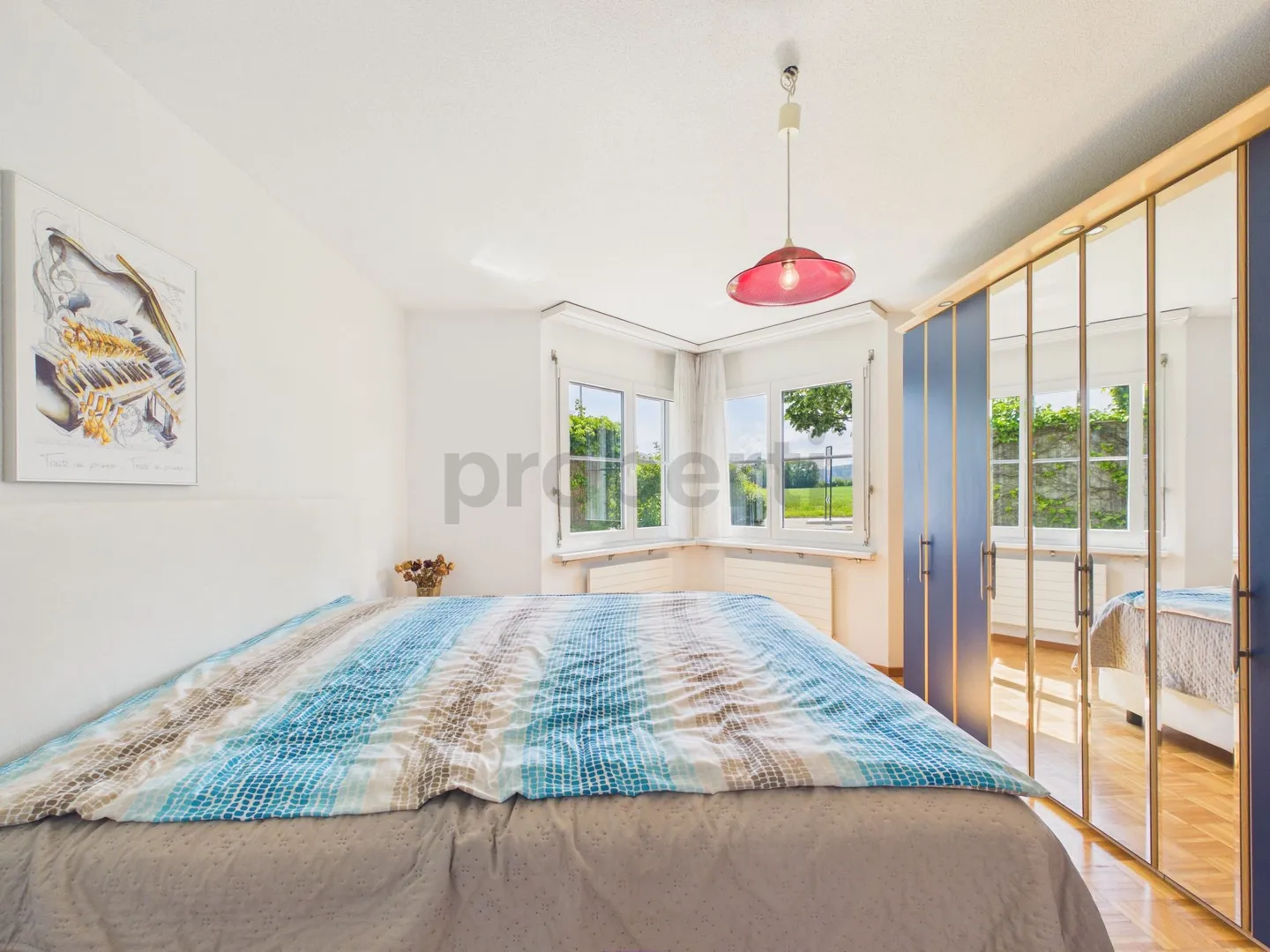 Nature-inspired living happiness in Dällikon: Bright 3.5-room garden apartment with plenty of comfort - Photo 7 of 13
