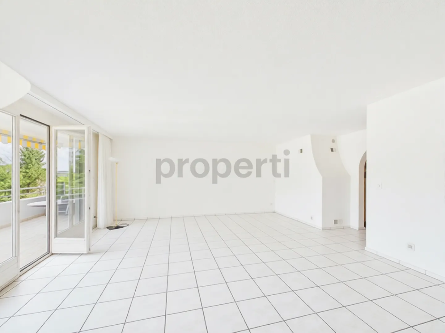 Appartement spacieux de 3,5 pièces avec grand balcon à Kreuzlingen - Photo 1 sur 13