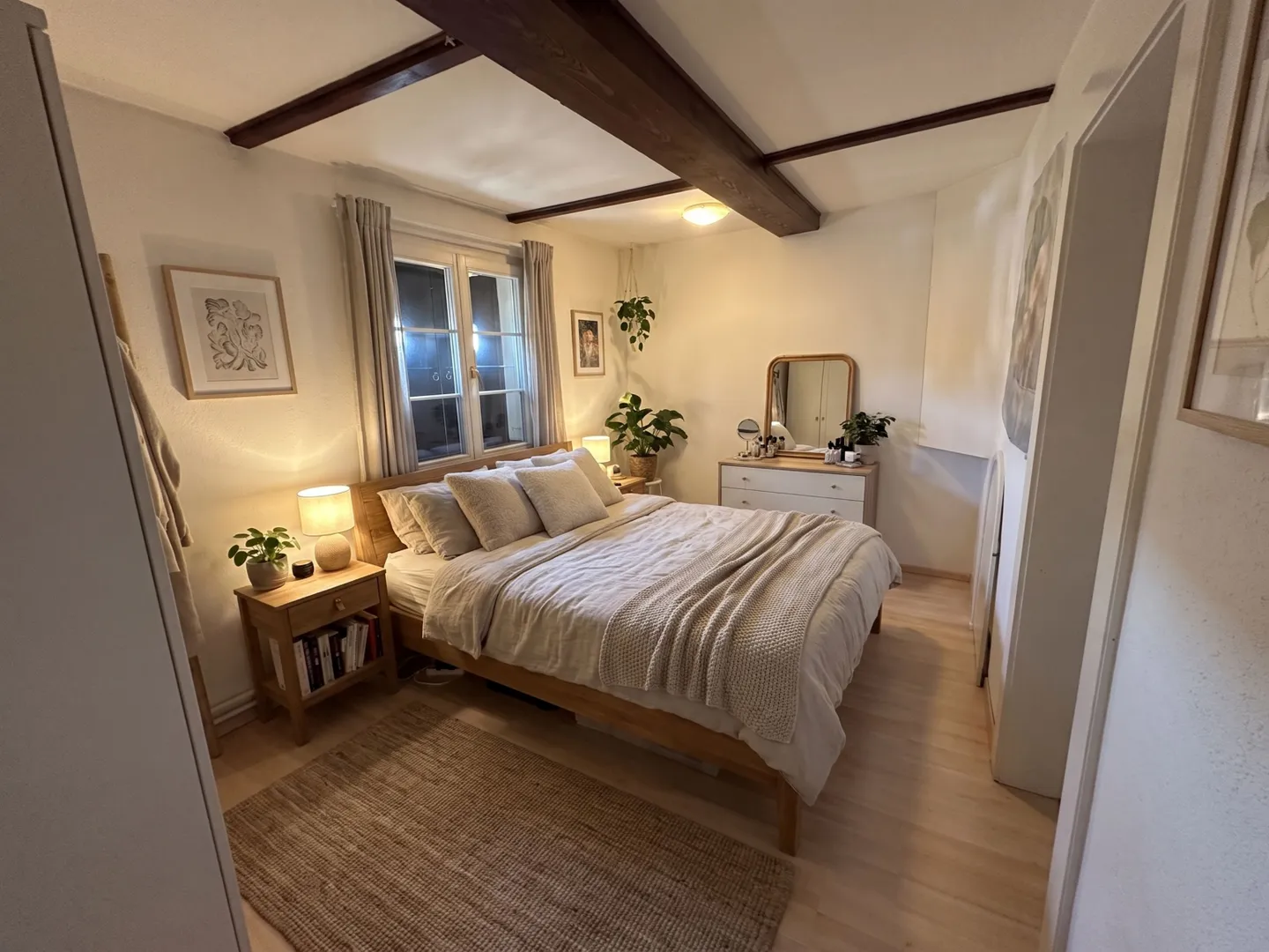 Freshly renovated apartment, historic building from 1750 - Photo 5 of 7