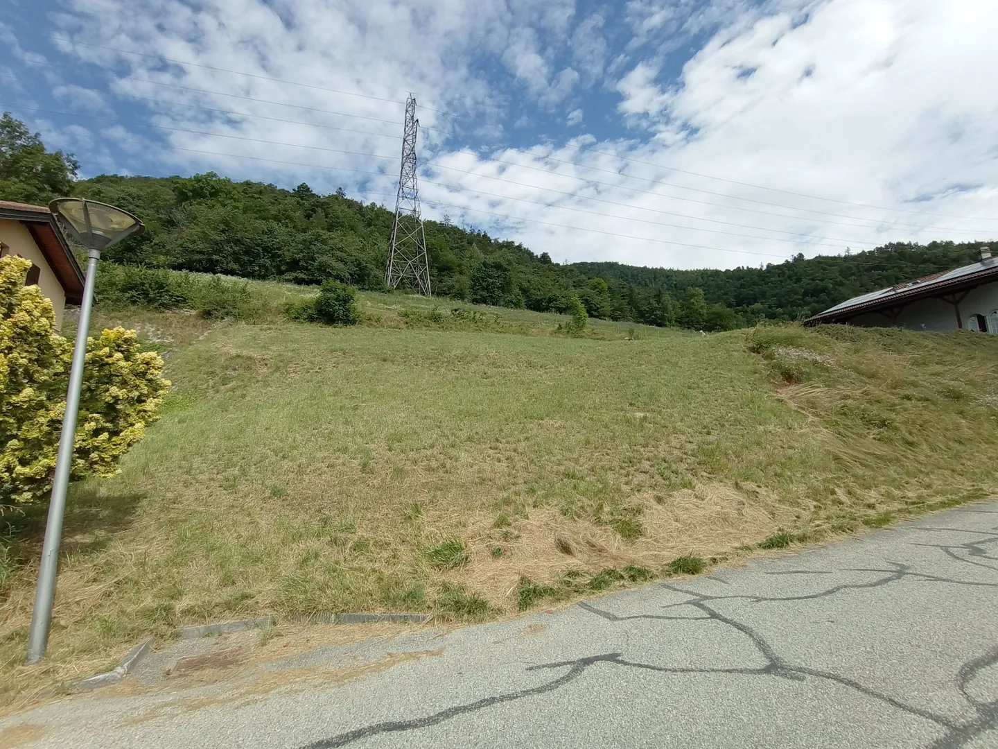 Building land: An exceptional opportunity to build your future home in Conthey! - Photo 4 of 6