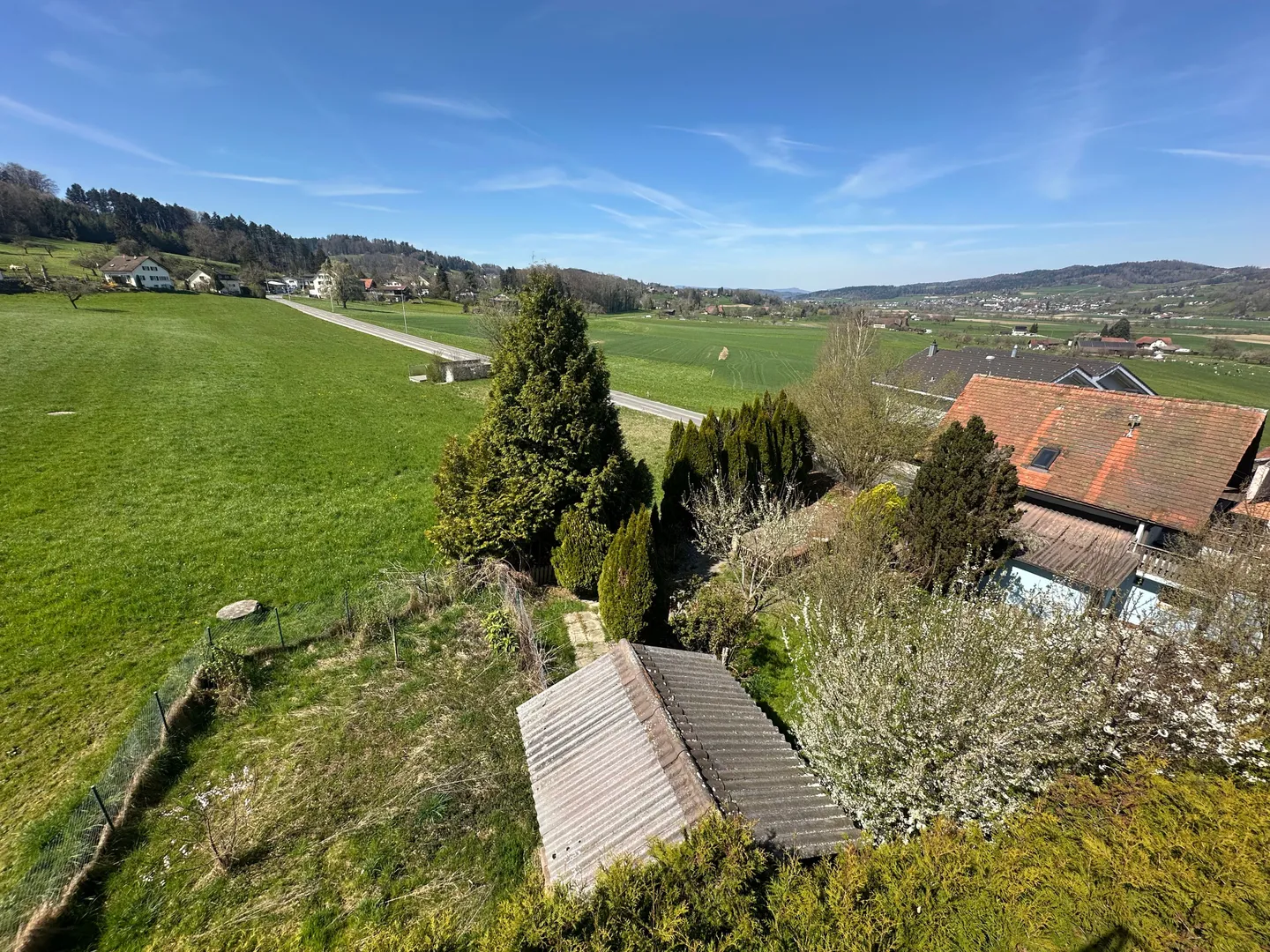 Casa unifamiliare di 5 stanze da ristrutturare con casa tiny separata di 2,5 stanze - Foto 8 di 10