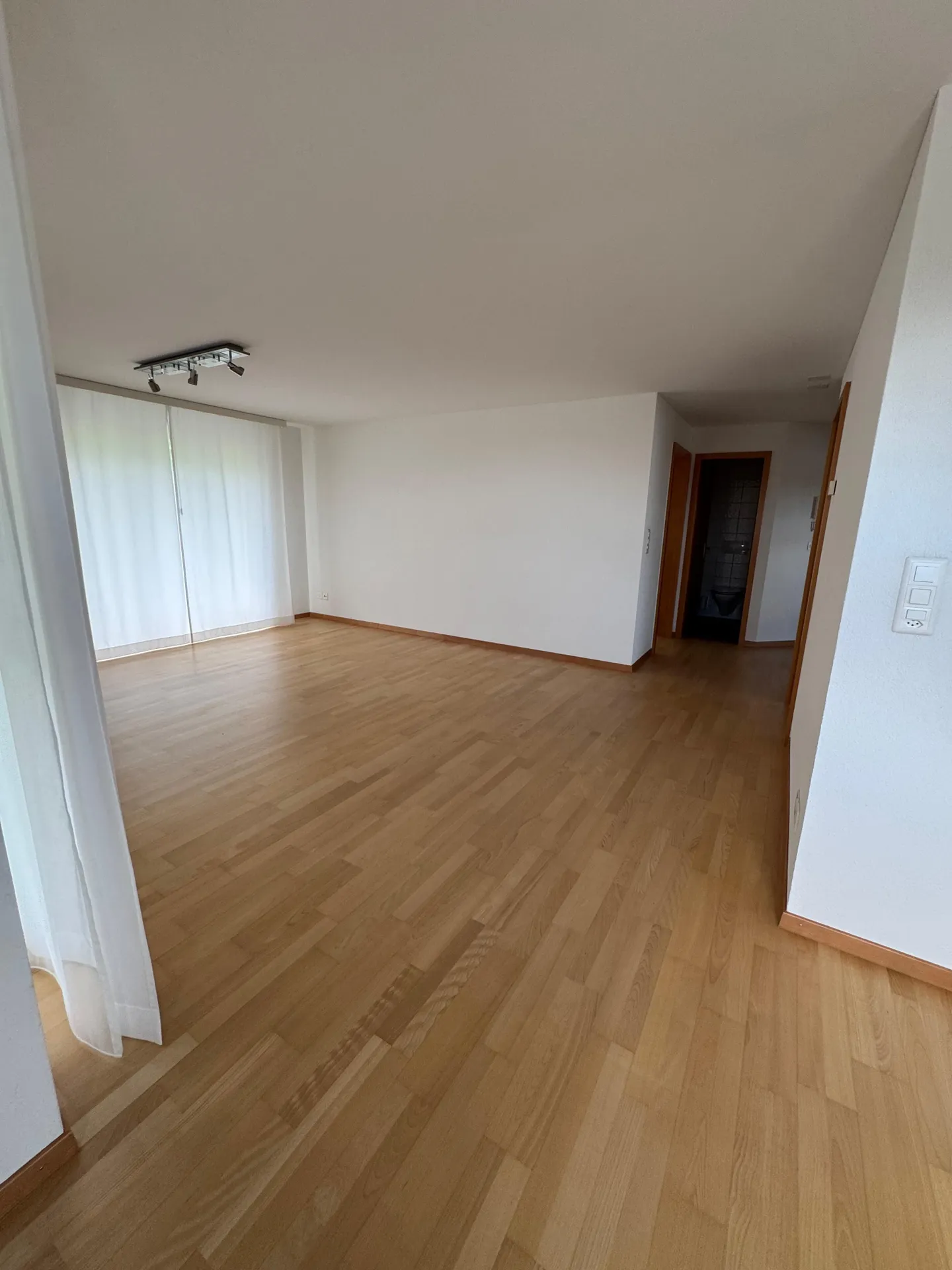 Incantevole appartamento giardino 3.5 locali con grande area salotto a Herisau - Foto 6 di 13