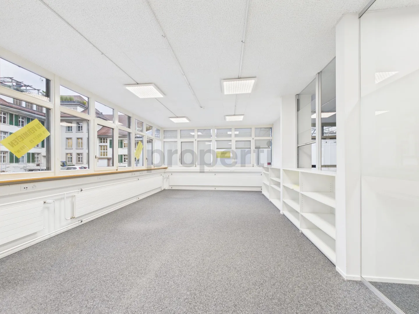 Exquisites Büro mit vielseitigen Nutzungsmöglichkeiten in Aarwangen, BE - Foto 2 von 9