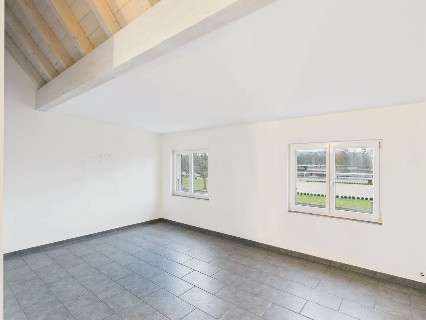 Charmante appartement 2.5 pièces avec emplacement central, Muttenz - Photo 1 sur 9