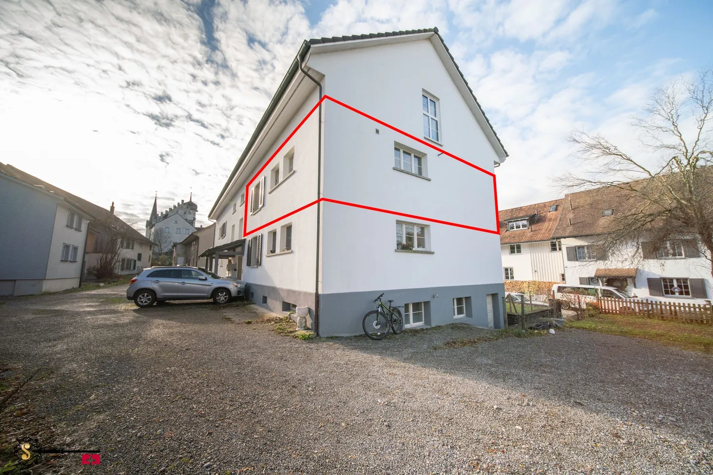 Ruhige 4.5-Zimmer Wohnung mit idealer Lage nahe Zentrum von Bürglen - Foto 2 von 13